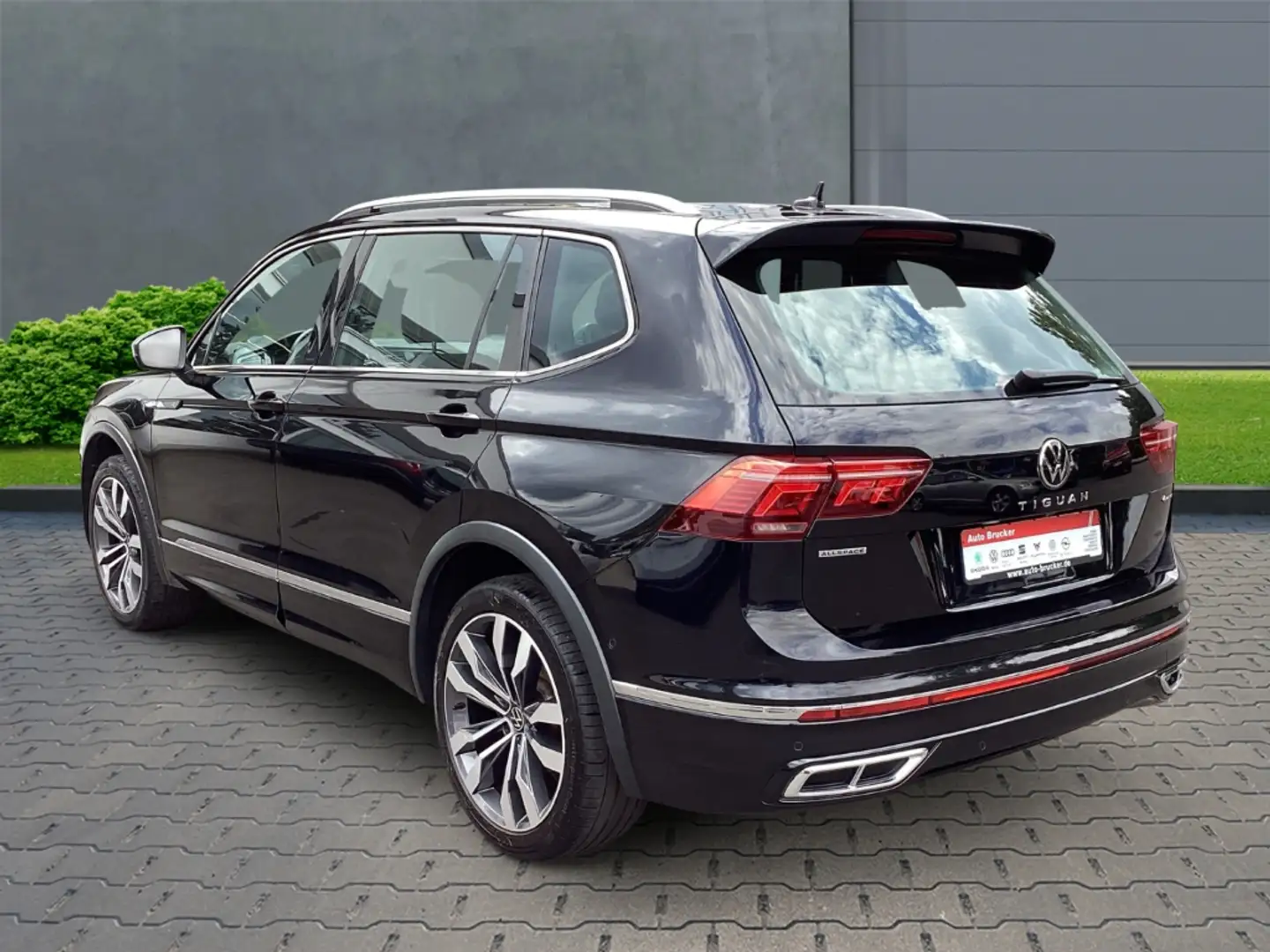 Volkswagen Tiguan Allspace R-Line 4Motion 2.0 TSI+Panoramadach+LED Negru - 2