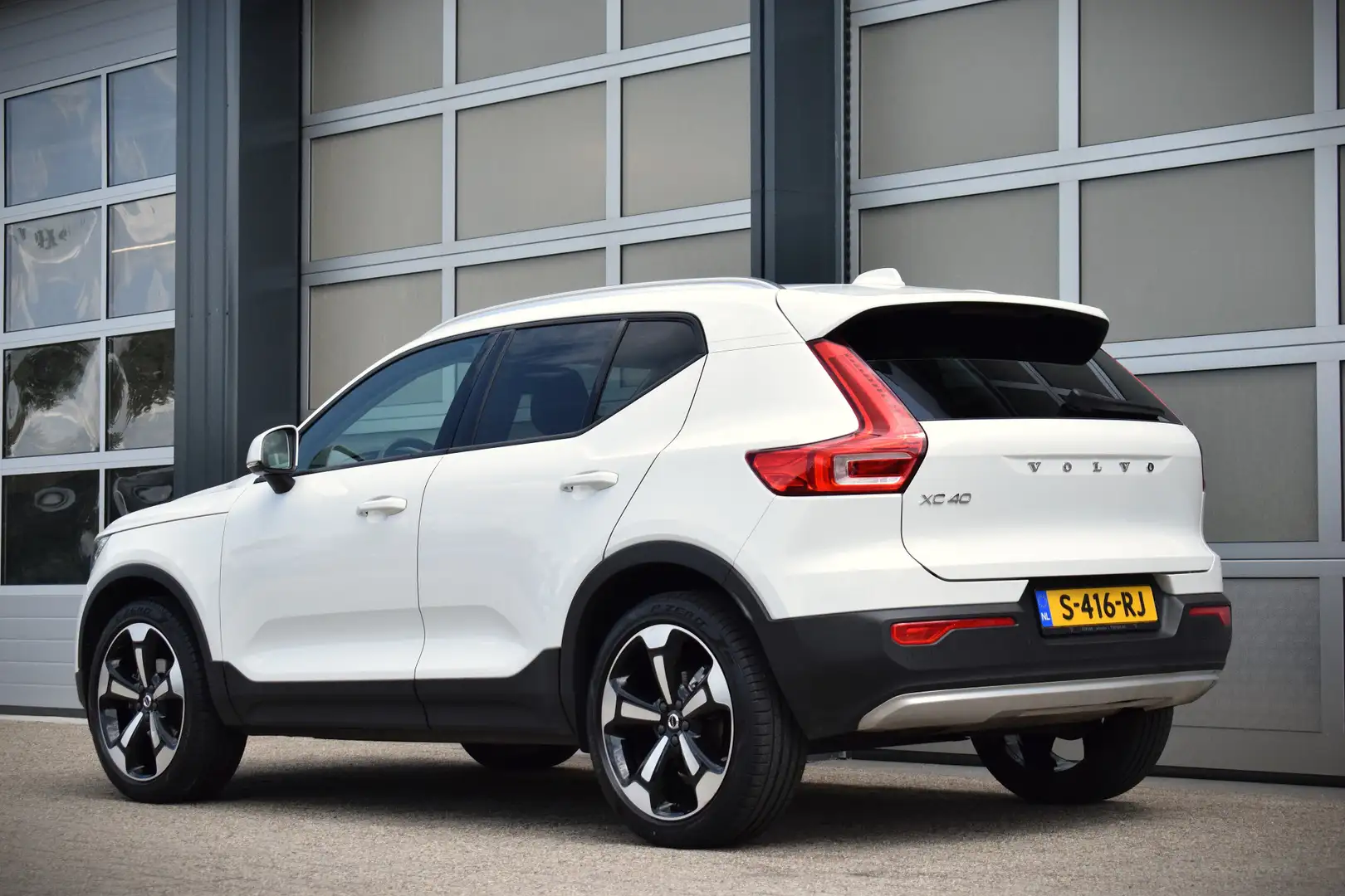 Volvo XC40 1.5 T2 Inscription Camera | 19inch | Trekhaak! App Blanc - 2