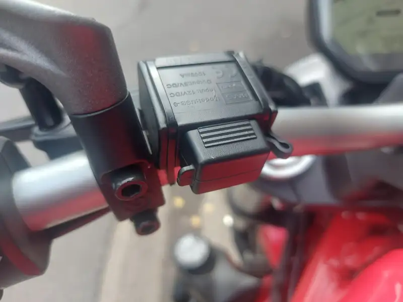 Ducati Monster 821 - foto 7