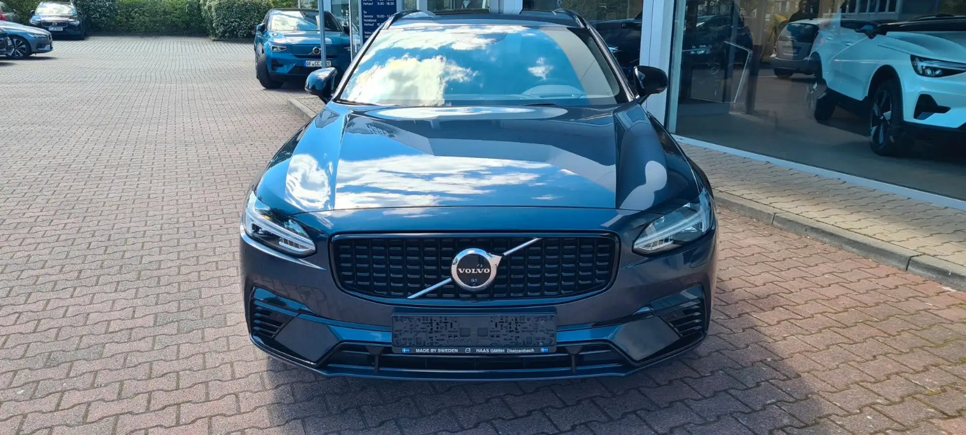 Volvo V90 T6 AWD Recharge R-Design Geartronic Blau - 2