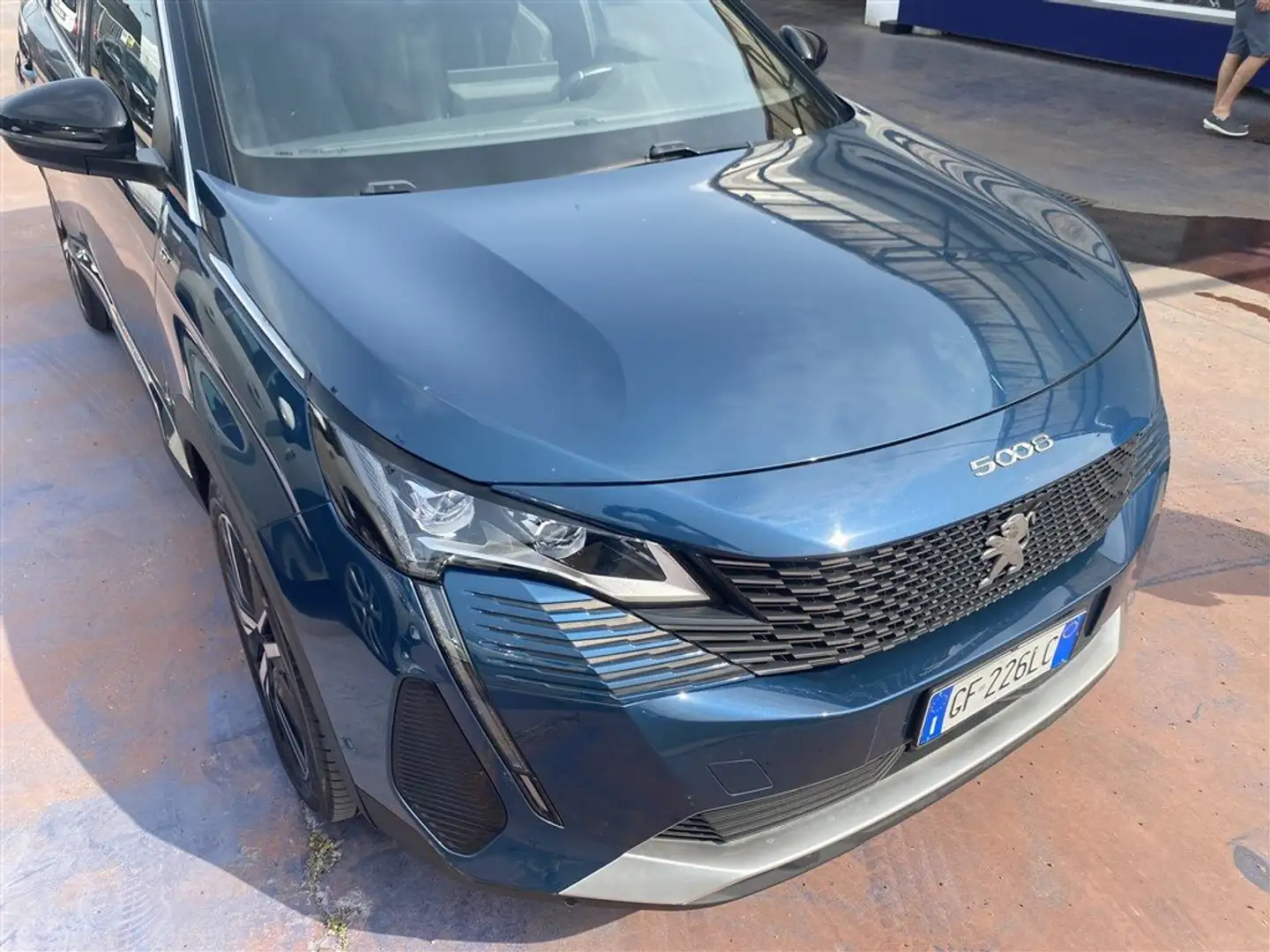 Peugeot 5008 1.5 GT PACK EAT8 131cv 7 POSTI REALI *PREZZO VERO* - 2