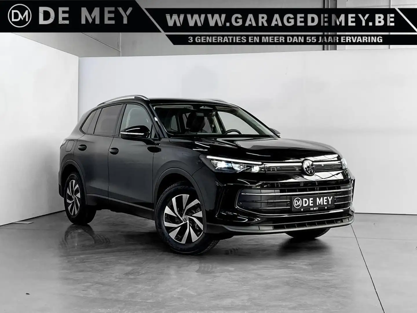 Volkswagen Tiguan 1.5eTSI DSG 130PK / Carplay / Privacy / Camera / ACC / Zetelverw. Schwarz - 1