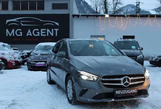 Mercedes-Benz B 200 B 200 d **1 Hand**