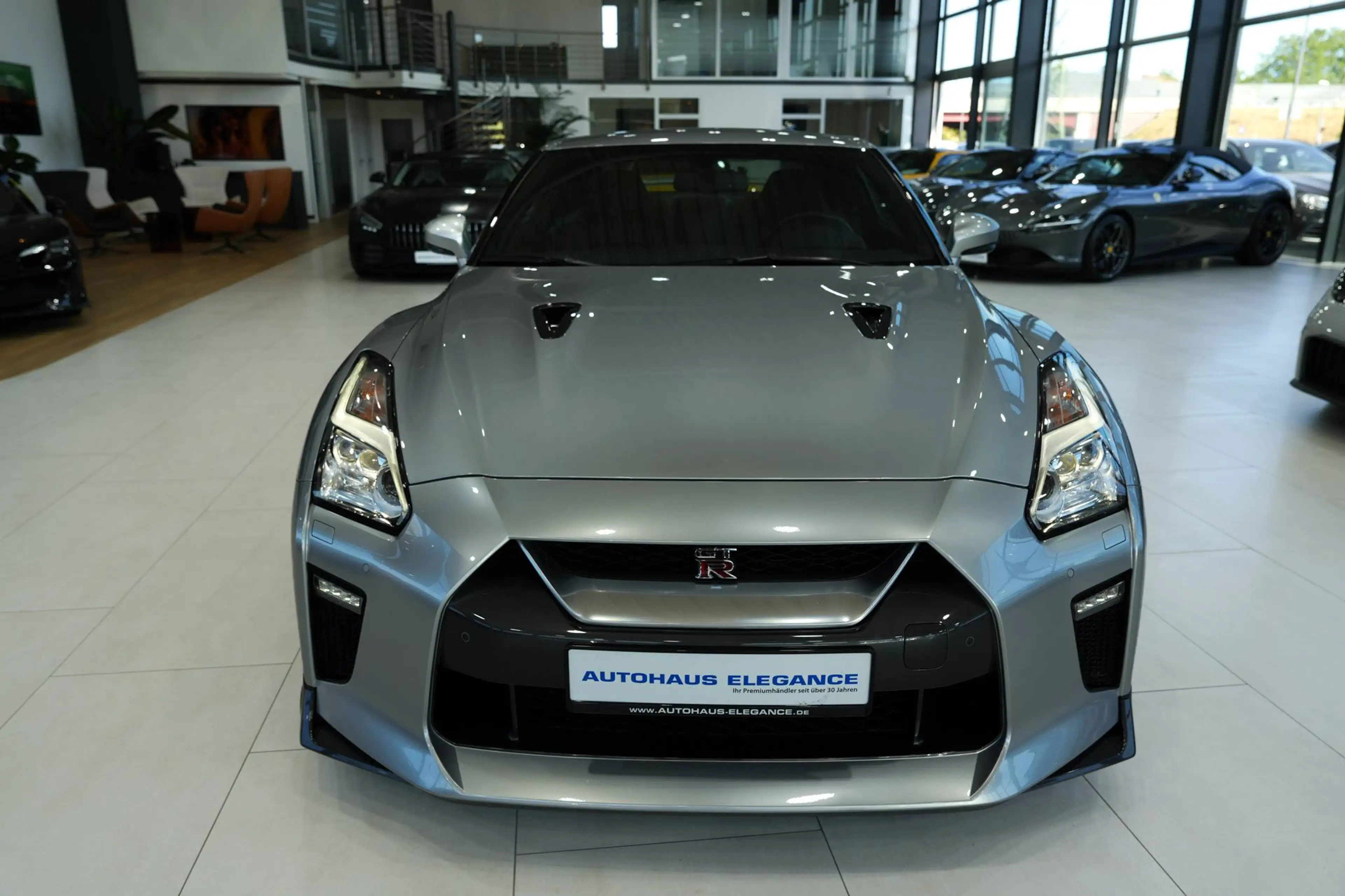 Nissan GT-R Black Edition*TITAN*BOSE*RECARO*SONDERLACK* — photo 5