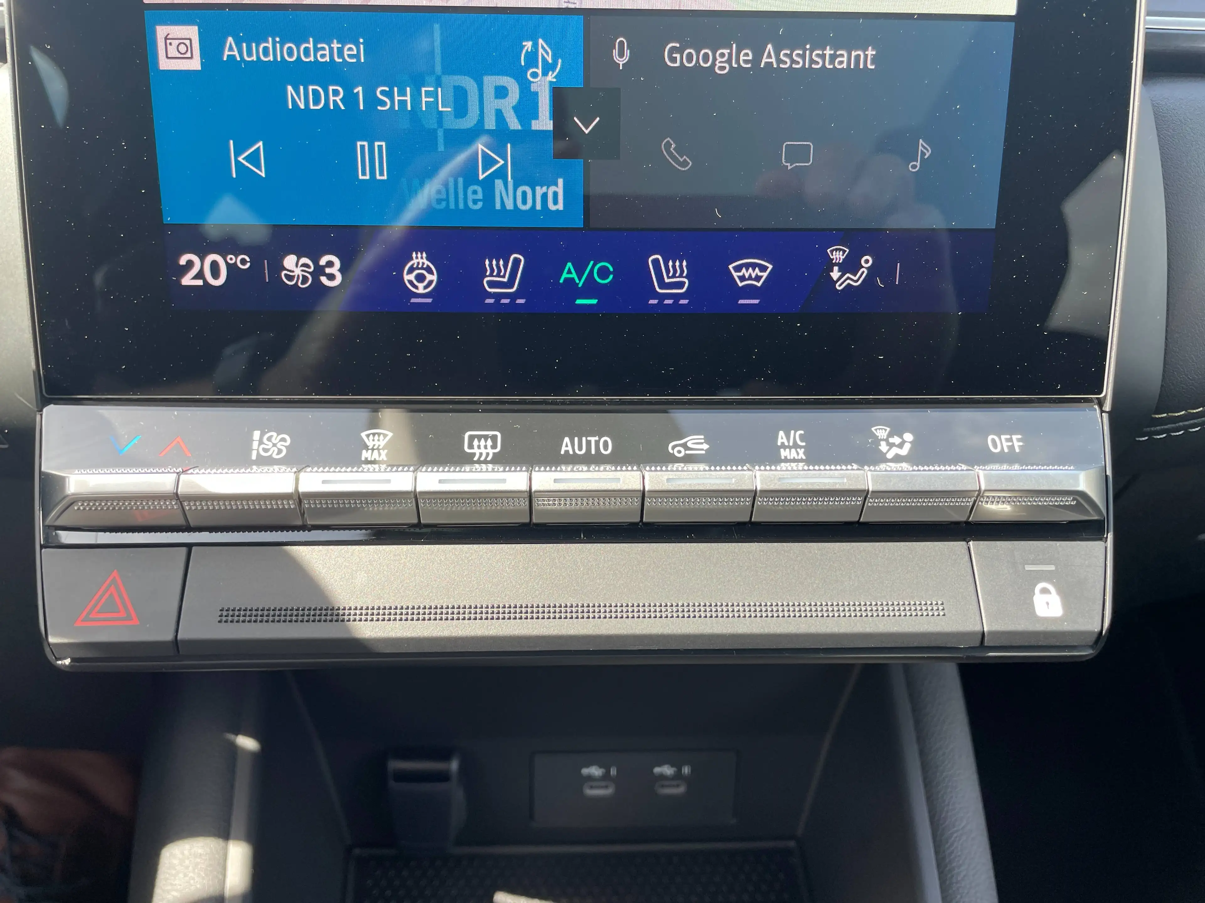 Renault Symbioz ICONIC E-TECH FULL HYBRID 145 — photo 11