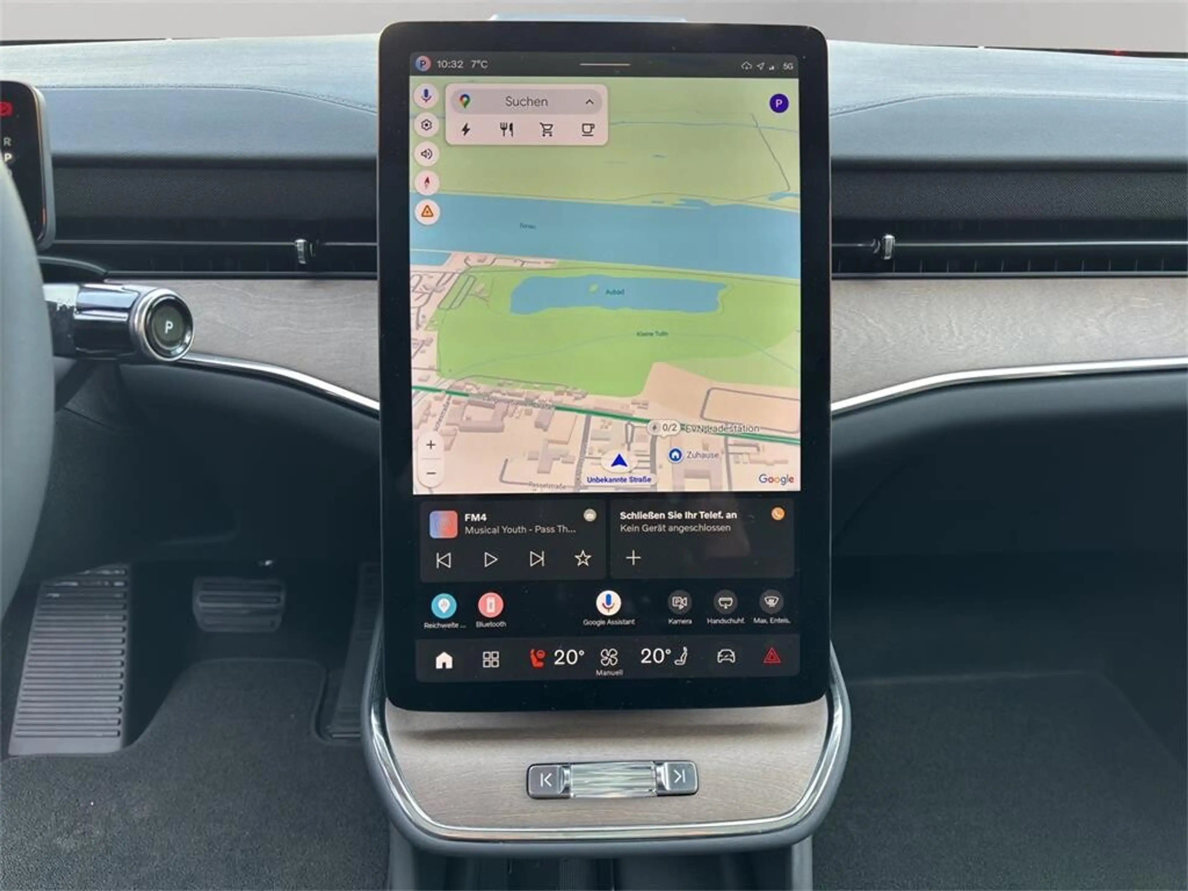 Volvo ES90 Single Motor Extended Range 92kWh Ultra — photo 12