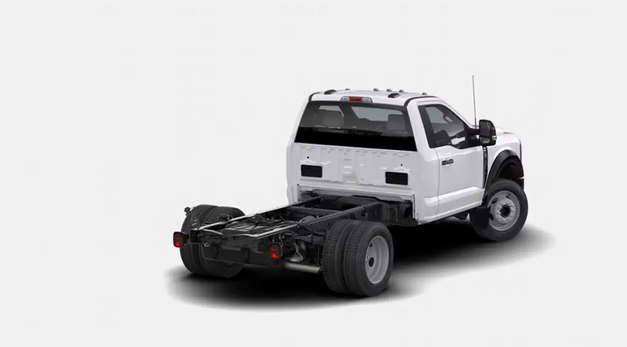 Ford F-550 Super Duty снимка Ford F-550 Super Duty