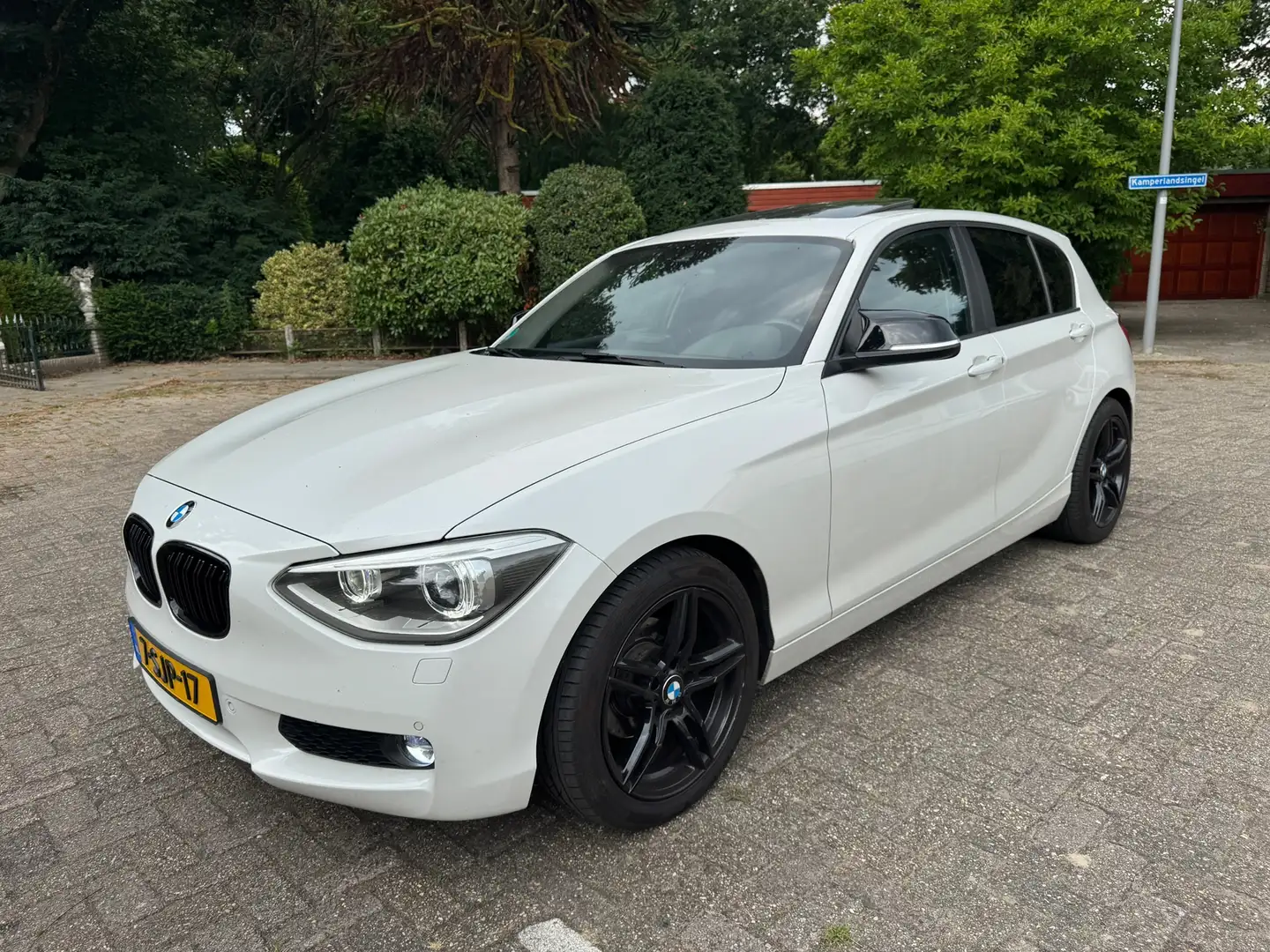 BMW 116 1-serie 116i High Executive M-Edition Weiß - 1