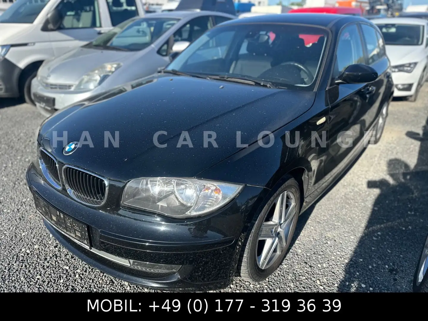 BMW 118 d Lim.*KLIMA*SITZHEIZUNG*PDC*ALUFELGEN Zwart - 1