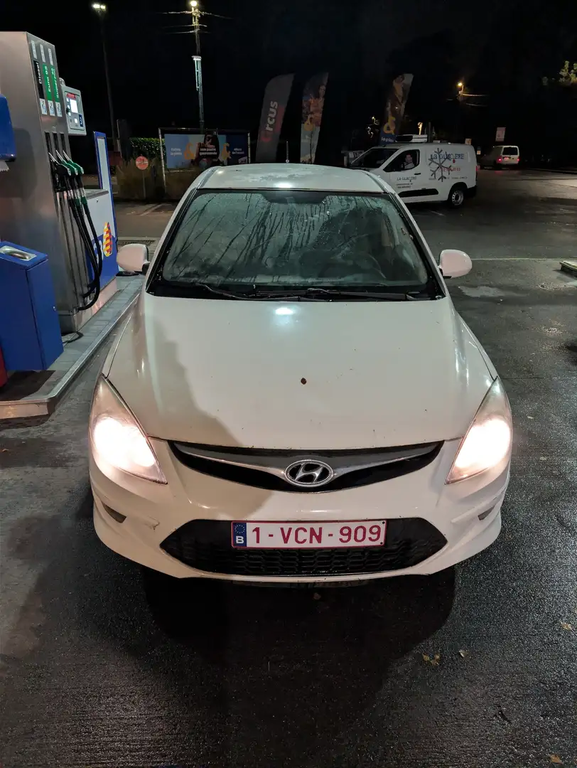 Hyundai i30 1.6 CRDi U2 Blue Style ISG Stop & Go - 1