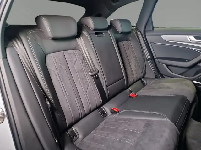 Audi A6 view 8