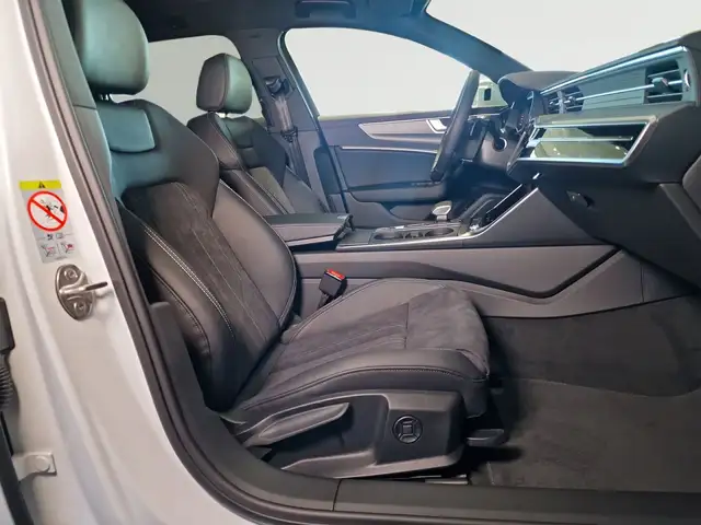 Audi A6 view 9