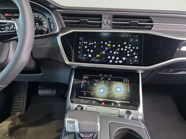 Audi A6 view 12