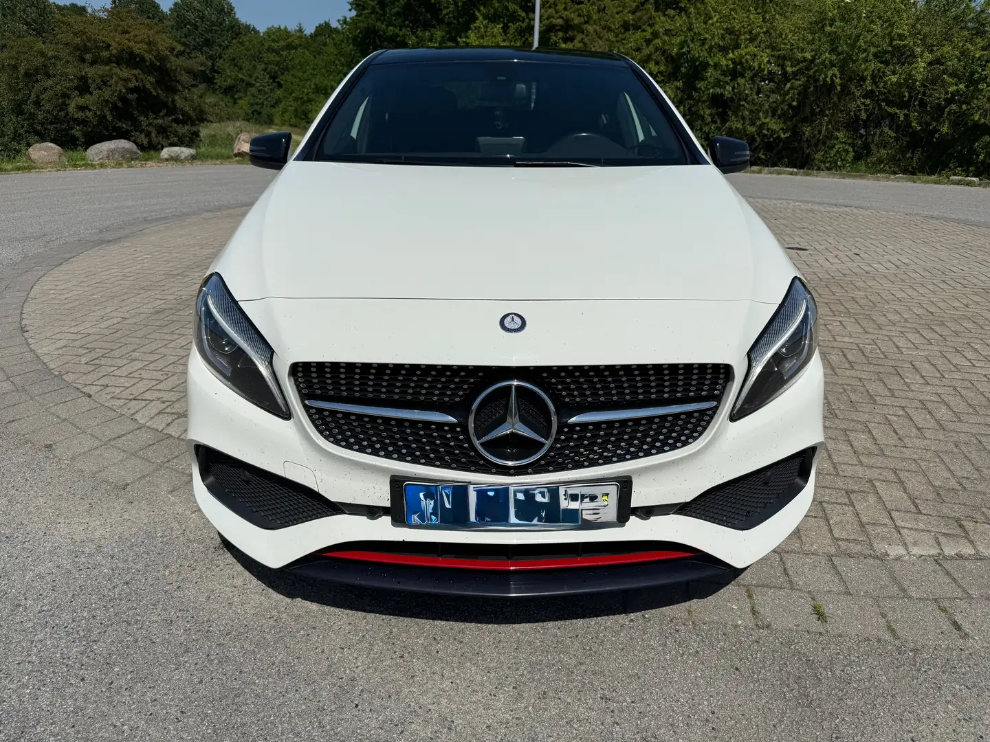 Mercedes-Benz A 250 A 250 Sport (176.050) Scheckheft PDC Klima Bílá - 2