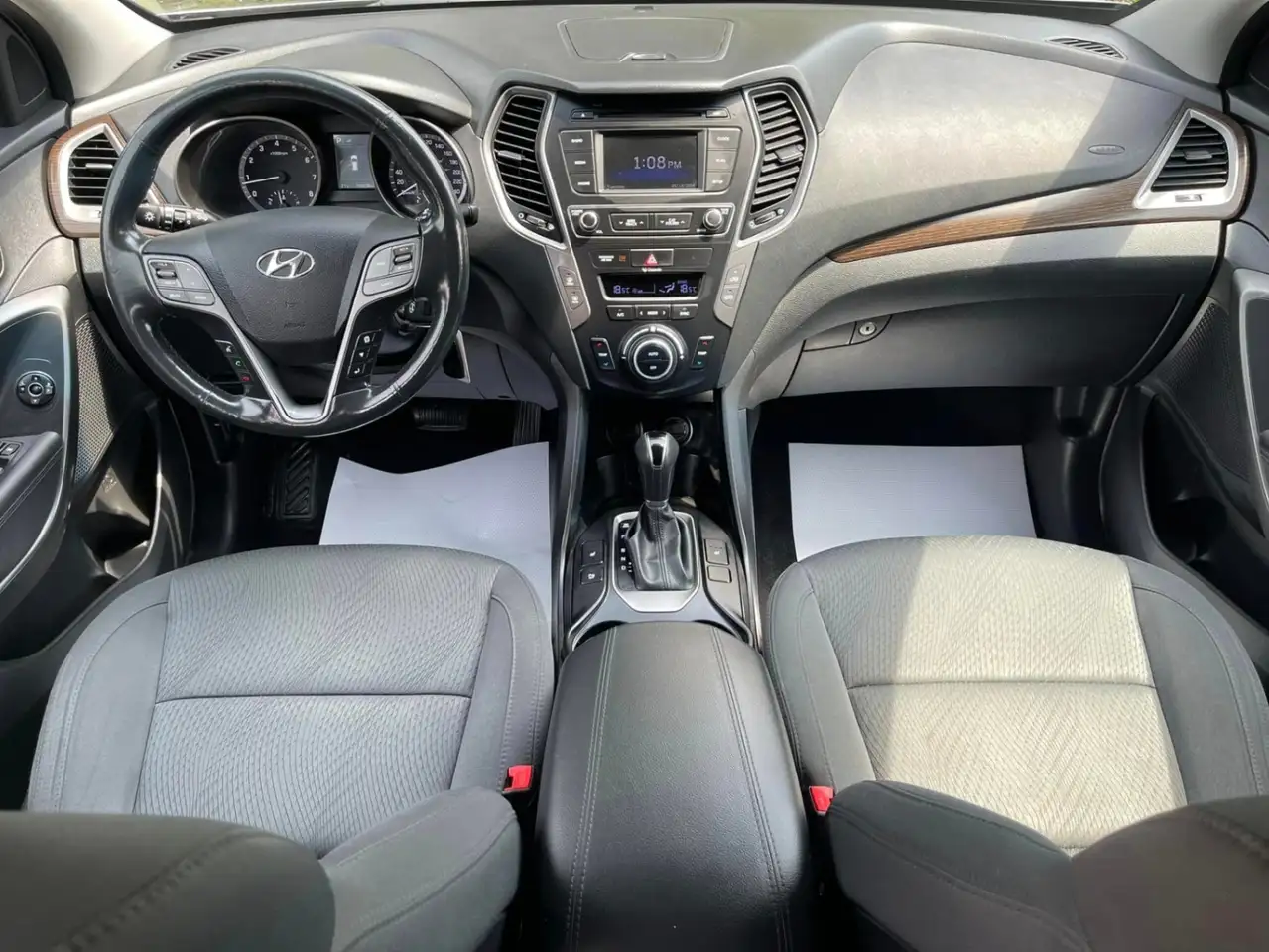 Hyundai SANTA FE снимка Hyundai SANTA FE