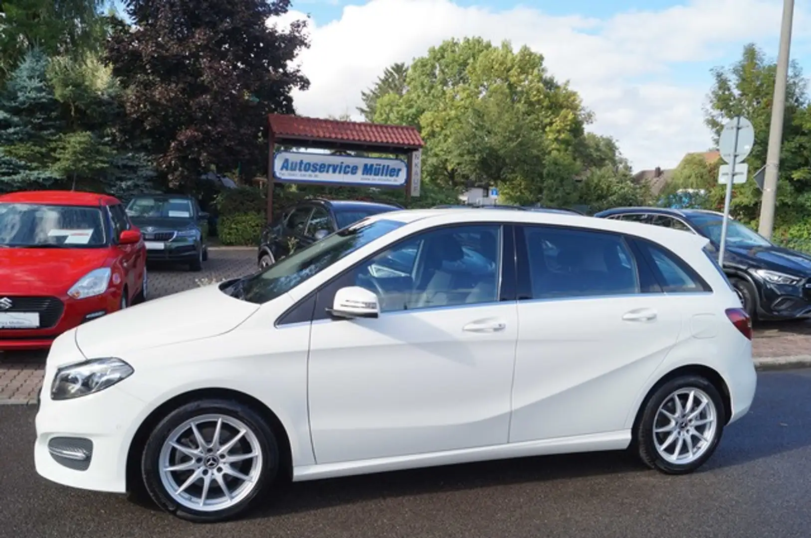 Mercedes-Benz B 200 Edition B Navi-LED-PDC-Sitzh.-WR- 44773 km Weiß - 2