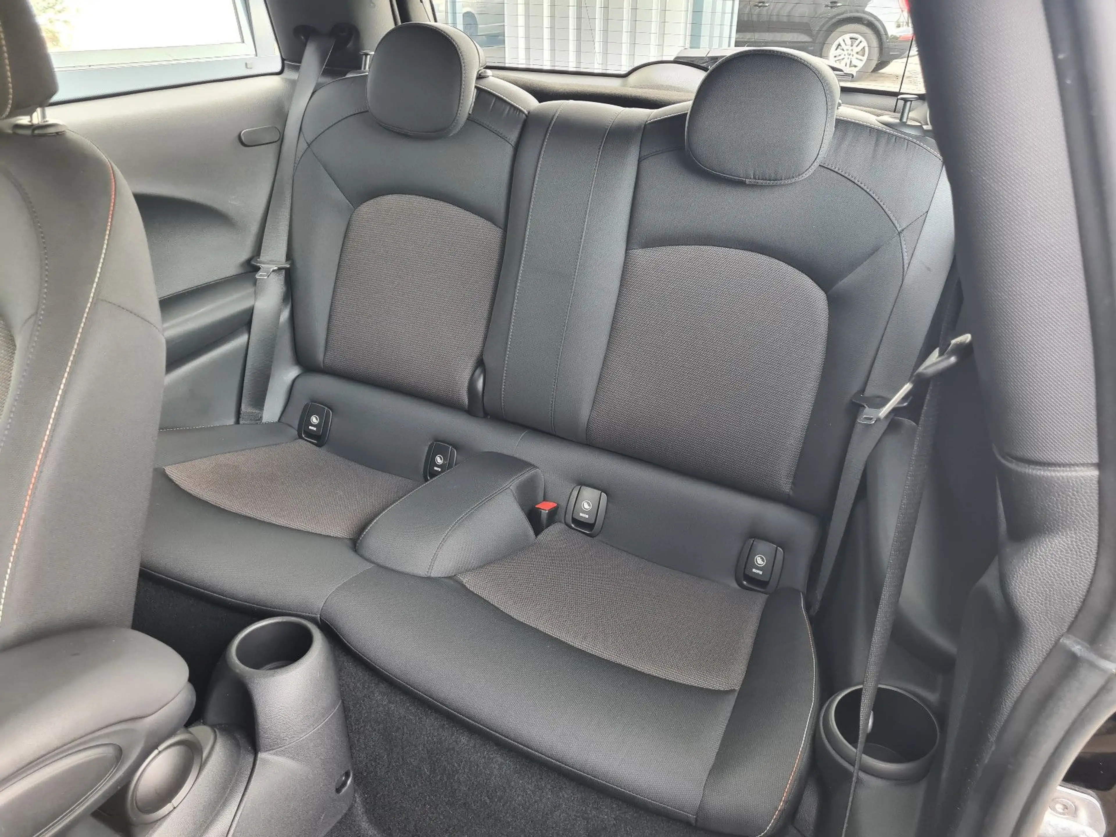 MINI One Mini 3-trg. One * Sitzheizung -Works Felgen — photo 15