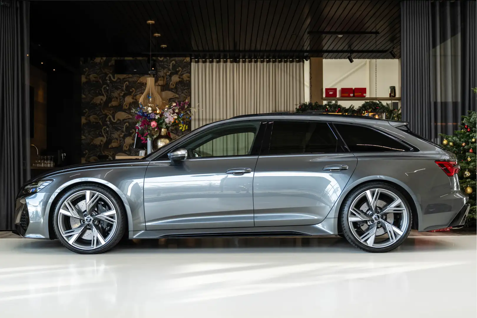 Audi RS6 Avant TFSI quattro | BTW | Trekhaak | PANO | B&O | Grijs - 2