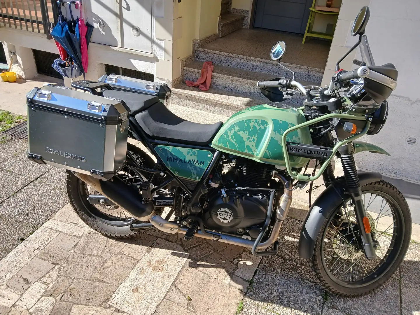 Royal Enfield Himalayan Himalayan 411 Verde - 2
