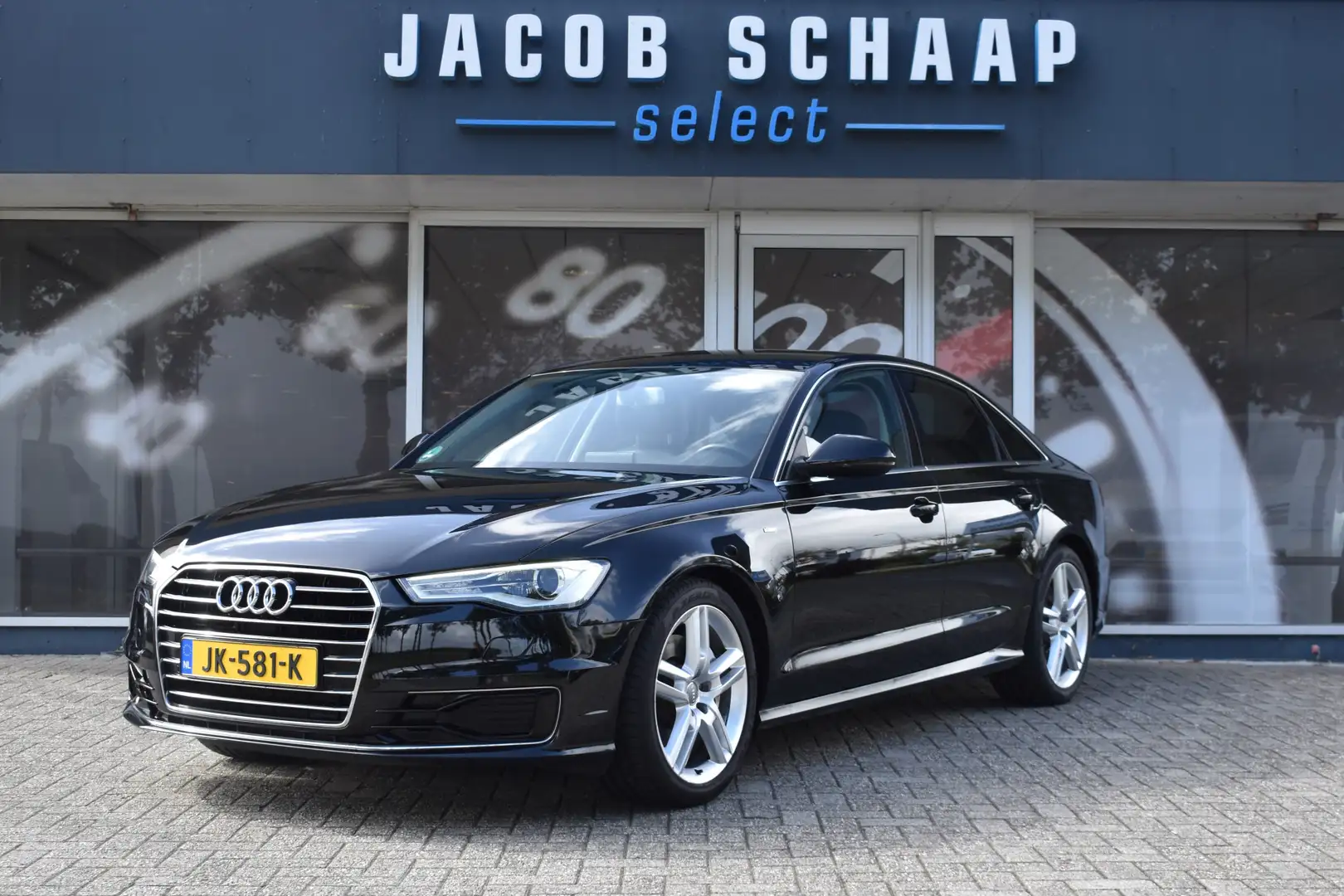 Audi A6 Limousine 3.0 V6 TDI 218PK S-Tronic S-Line Premium Zwart - 1