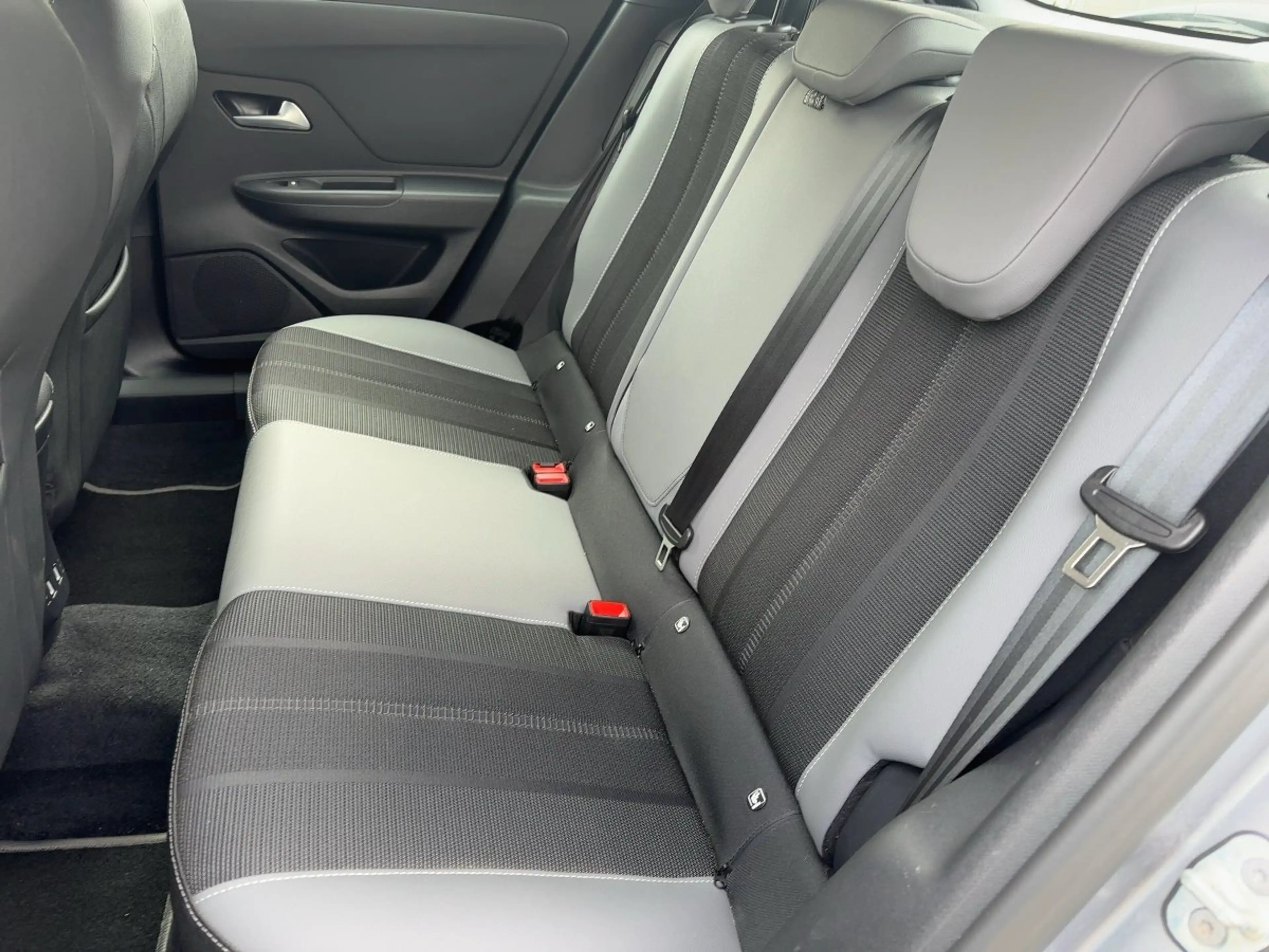 Opel Mokka 1.2 *Kamera+Kom/Tech*Paket+Allwetter* — photo 10