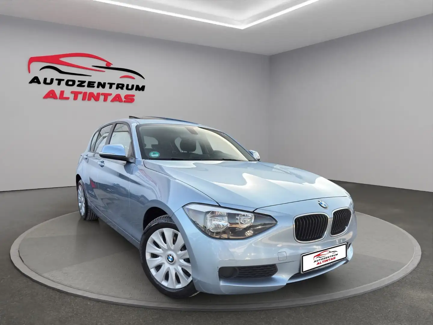 BMW 116 i*KLIMA*NAVI*ESHD*PDC*SHZ*AHK*6-GANG* Blau - 2