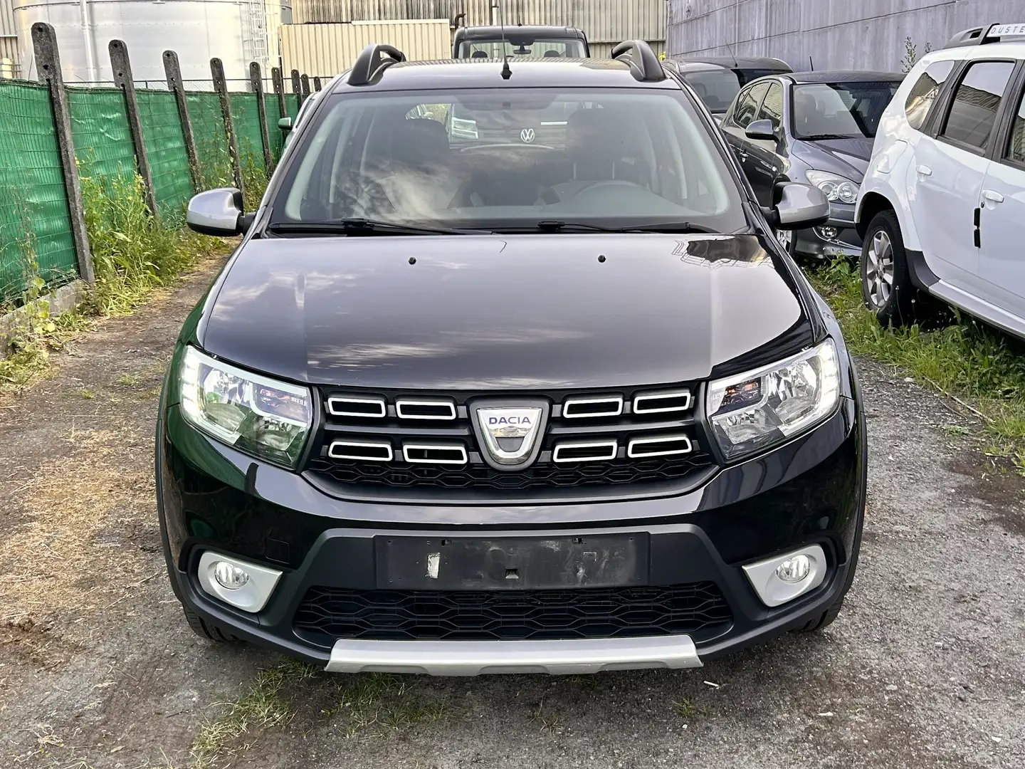Dacia Sandero 0.9 TCE Stepway Comfort 66kW 12 M Garanti Zwart - 2