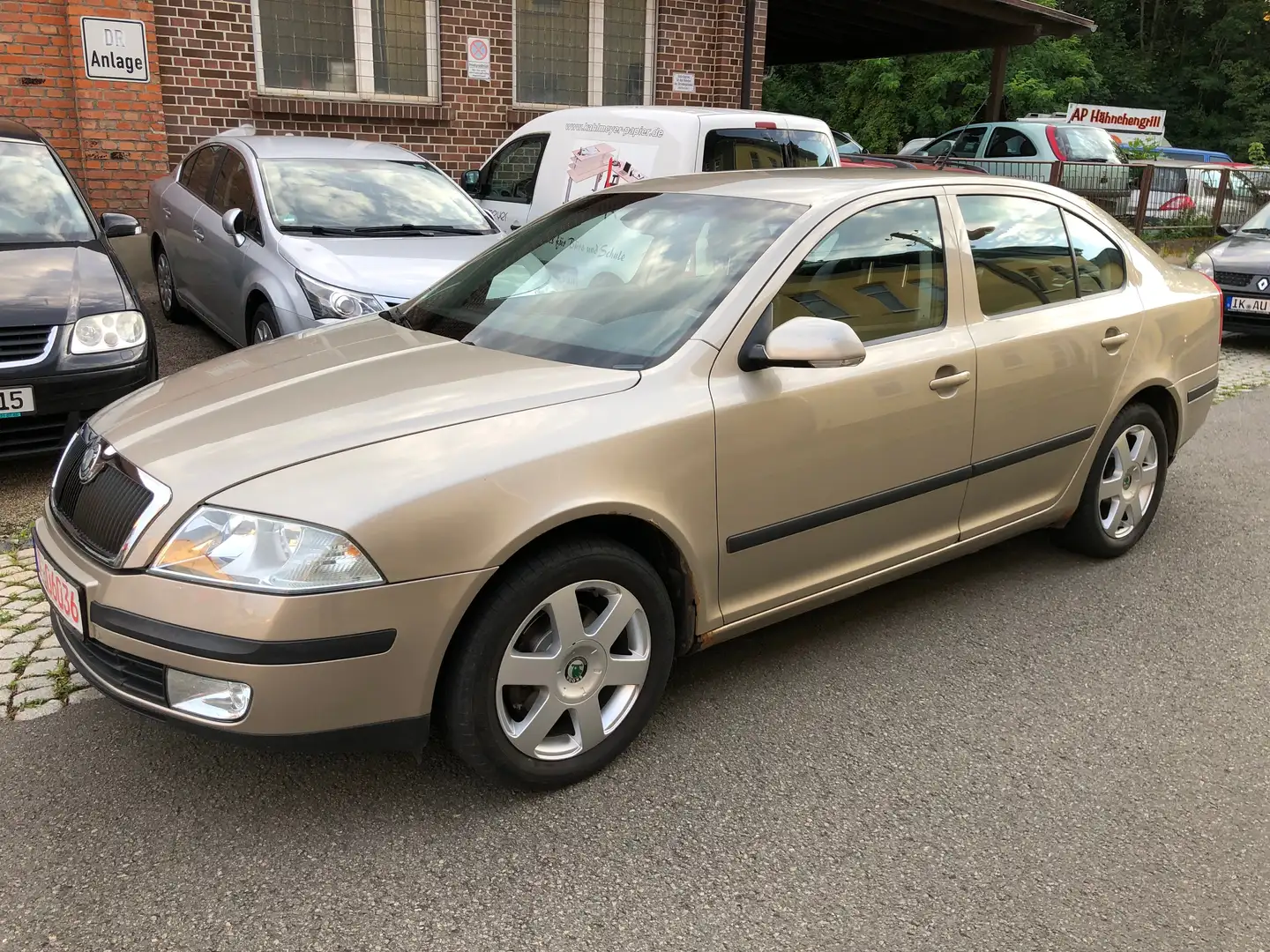 Skoda Octavia Octavia II 1.6 Automatik Elegance Silber - 2