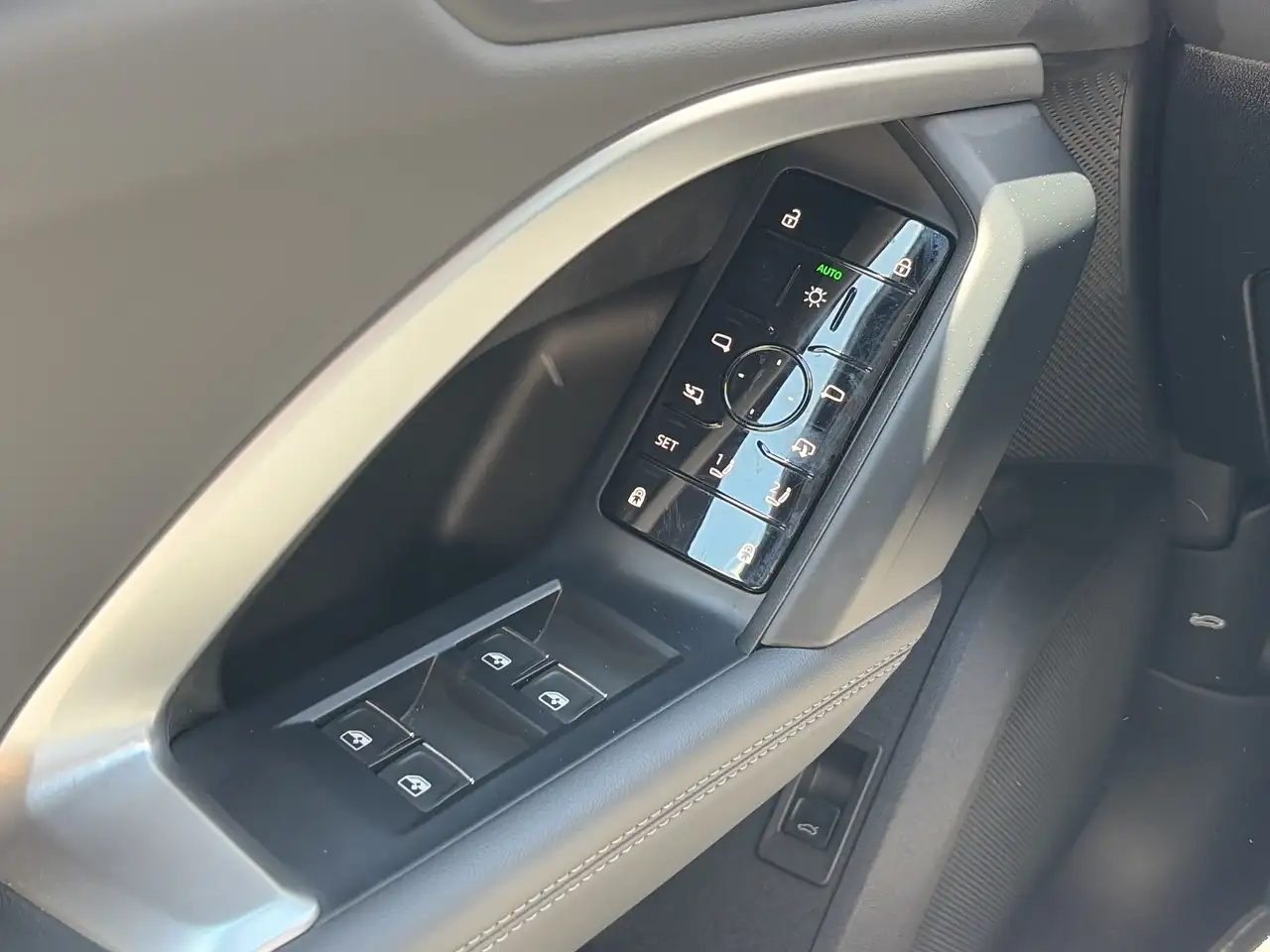 Audi Q5 снимка Audi Q5