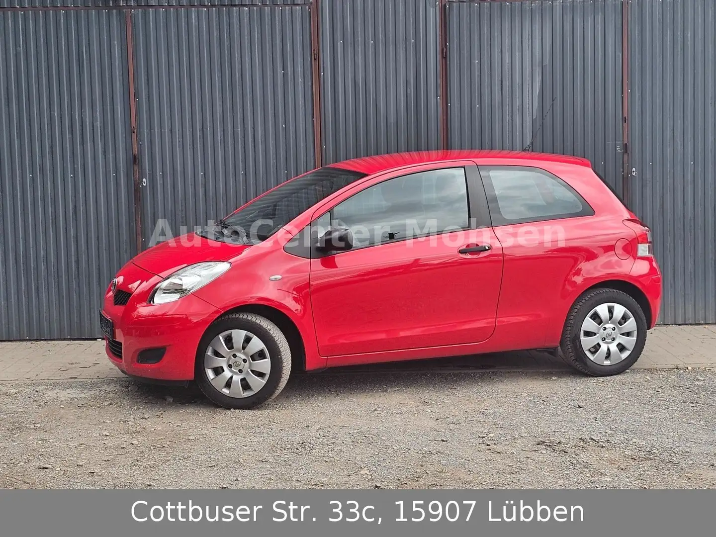 Toyota Yaris Cool (Nr. 064) Rot - 1