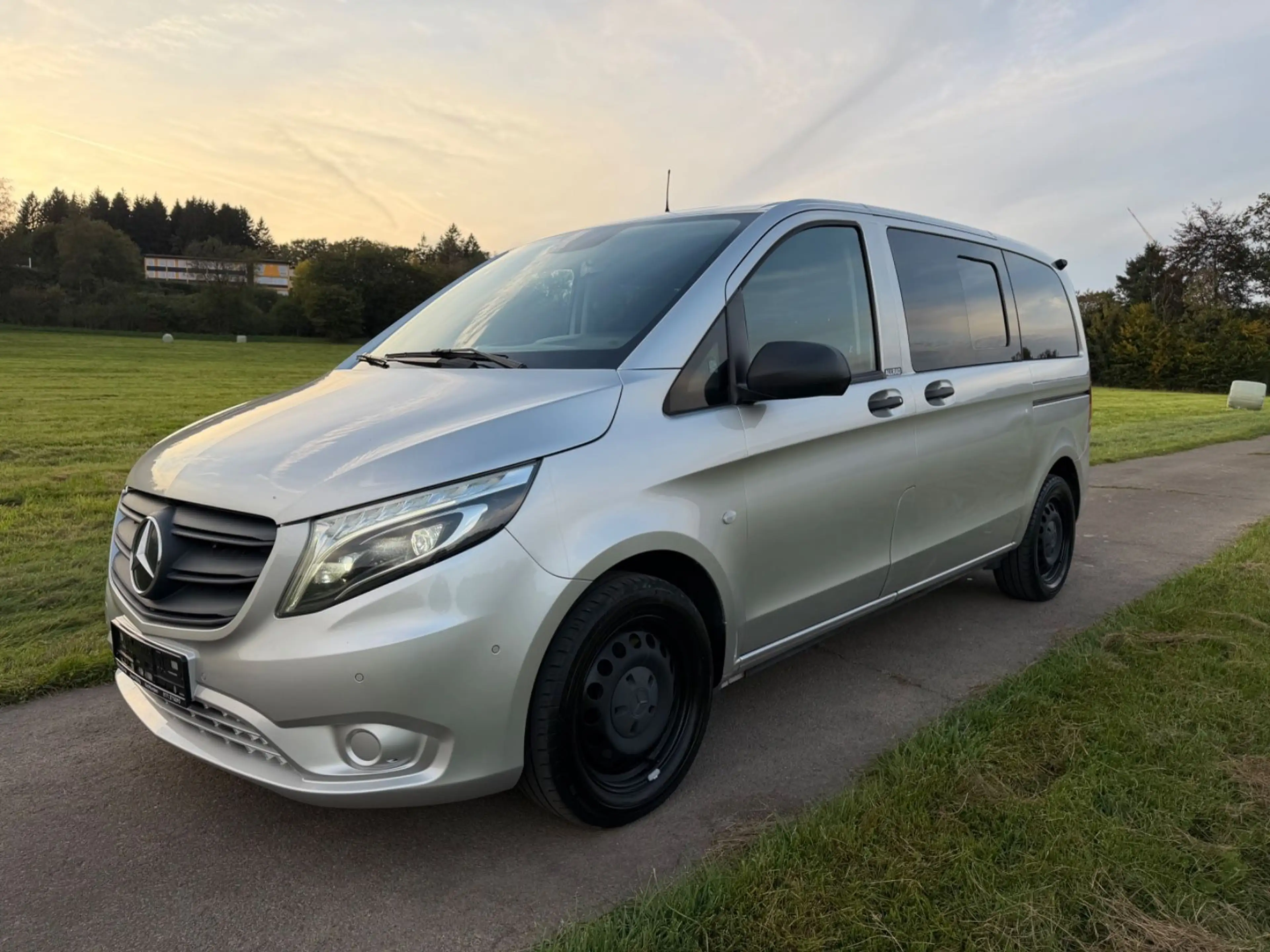Mercedes-Benz Vito Tourer 124 CDI 4x4 kompakt Pro Automatik — photo 11