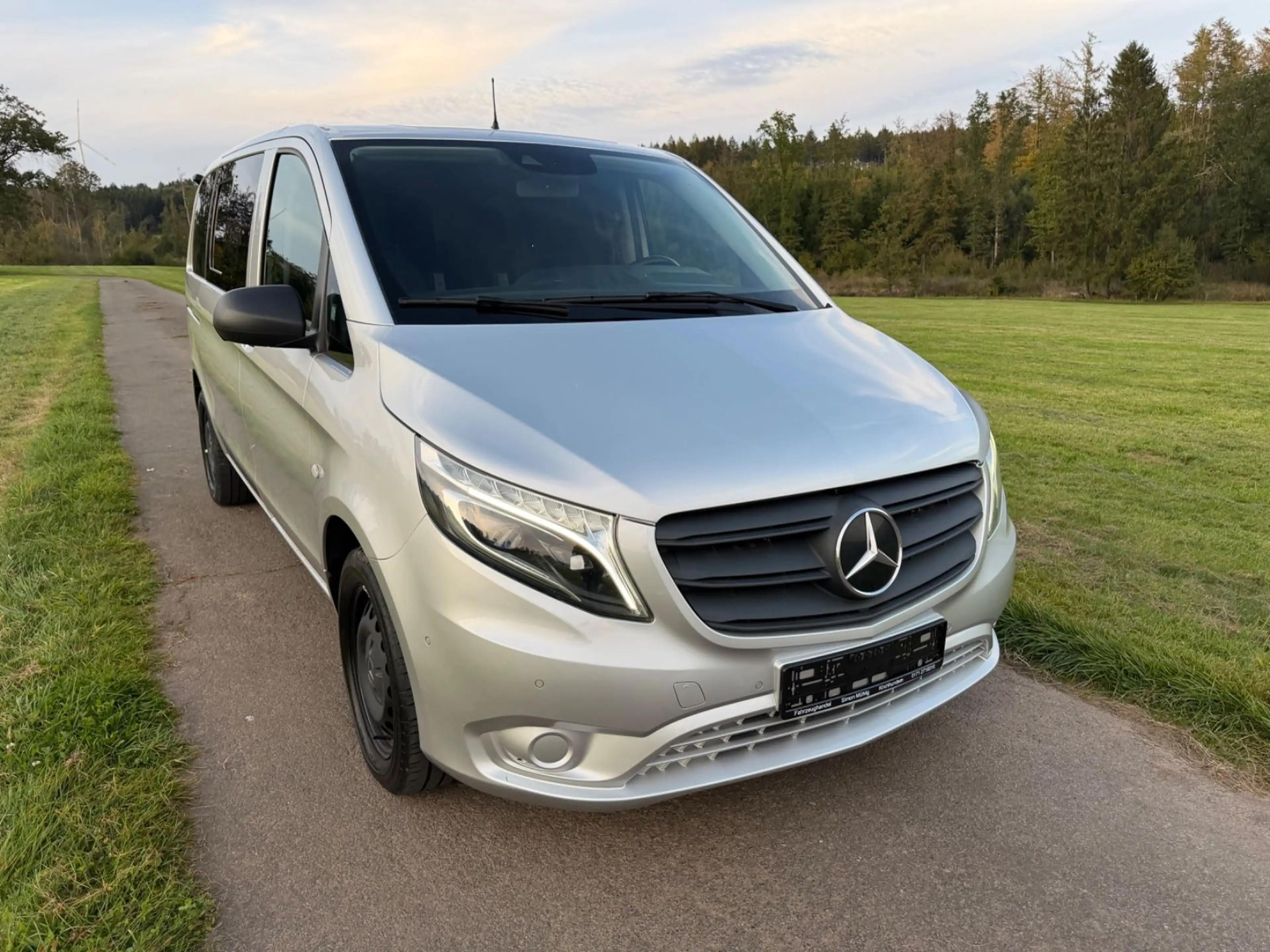 Mercedes-Benz Vito Tourer 124 CDI 4x4 kompakt Pro Automatik