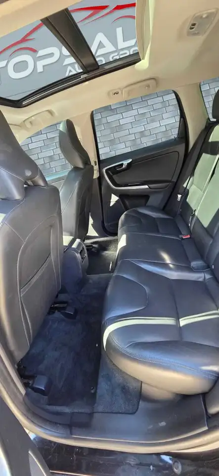 Volvo XC60 снимка Volvo XC60
