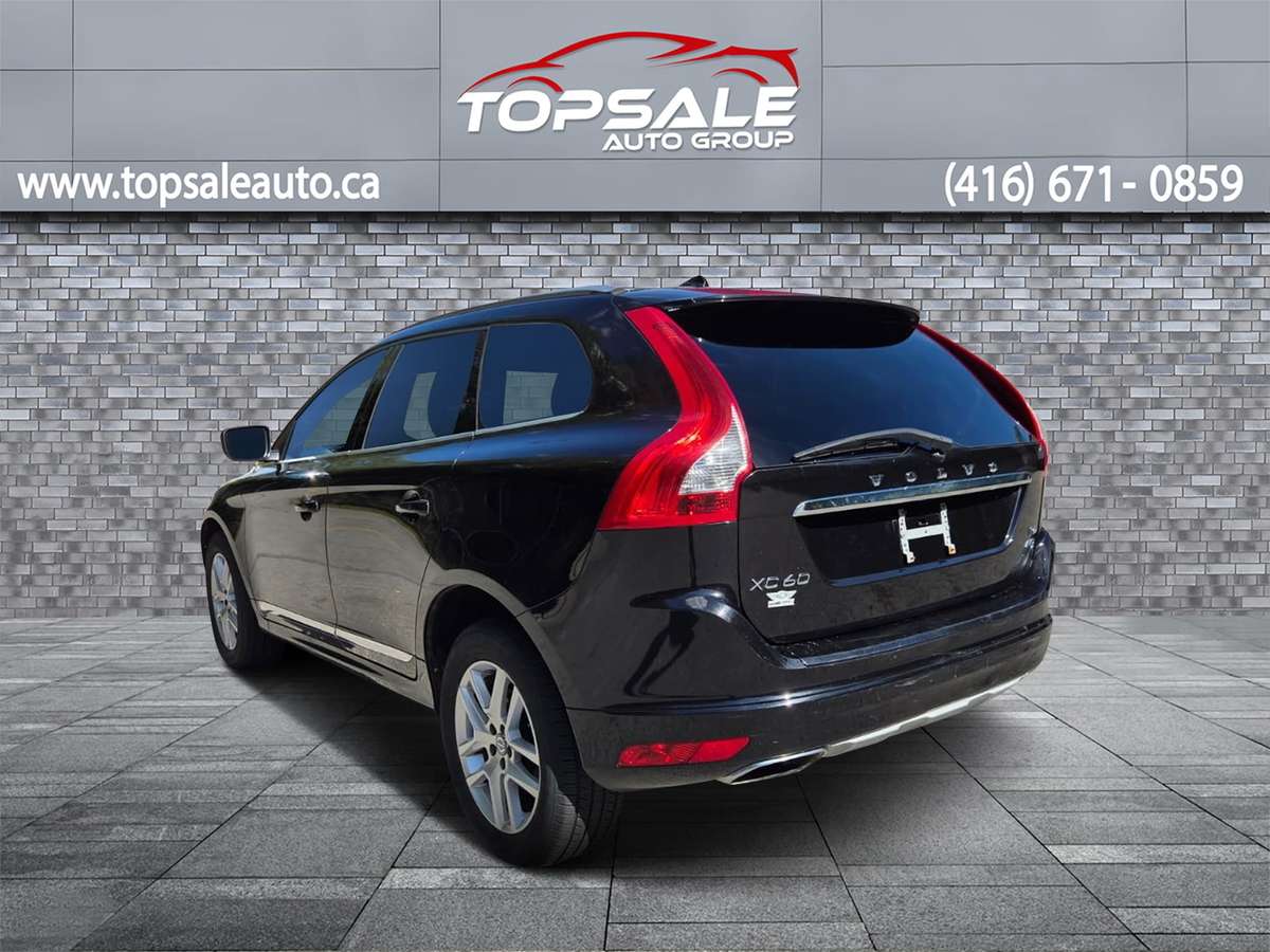 2017 Volvo XC60 NO ACCIDENTS | AWD | SUNROOF | HEATED SEATS thumb 12