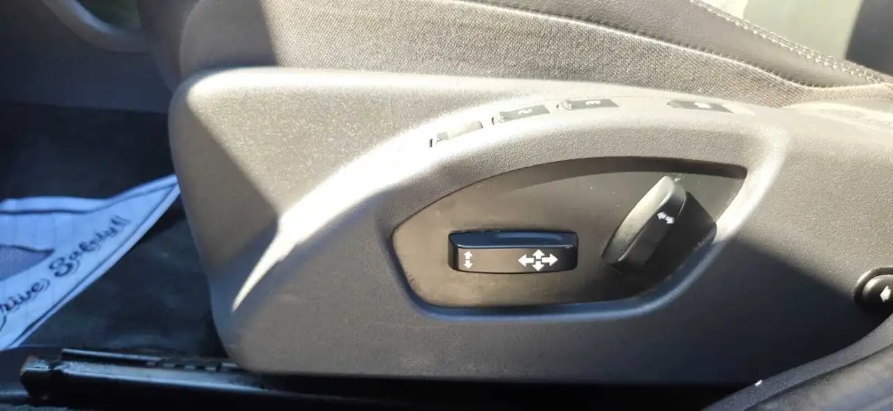 Volvo XC60 снимка Volvo XC60