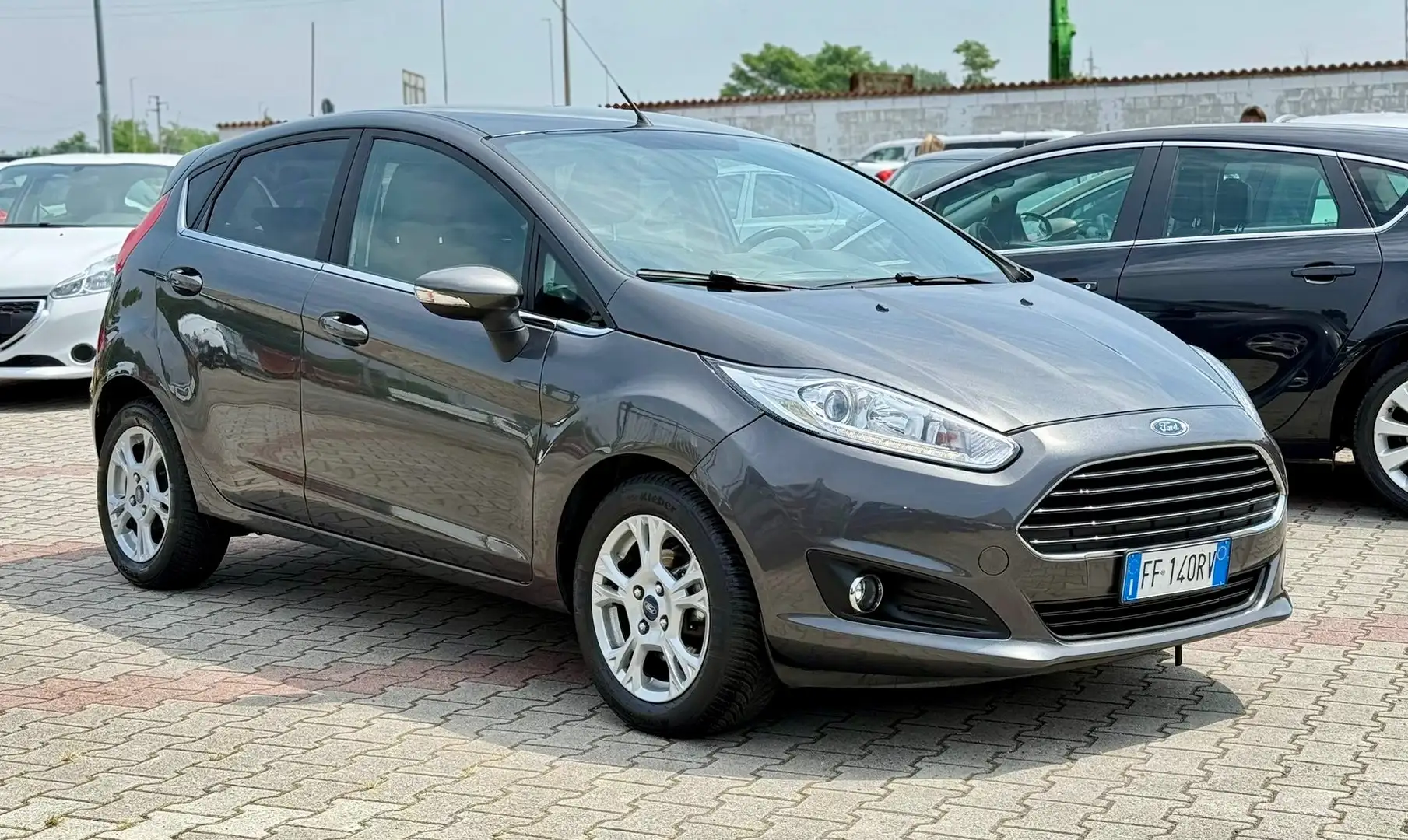 Ford Fiesta 5p 1.4 Titanium 95cv E6 ** GPL ** siva - 2