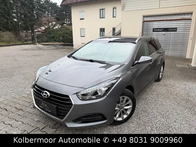 Hyundai i40 cw blue ALU|SHZ|KLIMA|SERVICEGEPFLEGT|