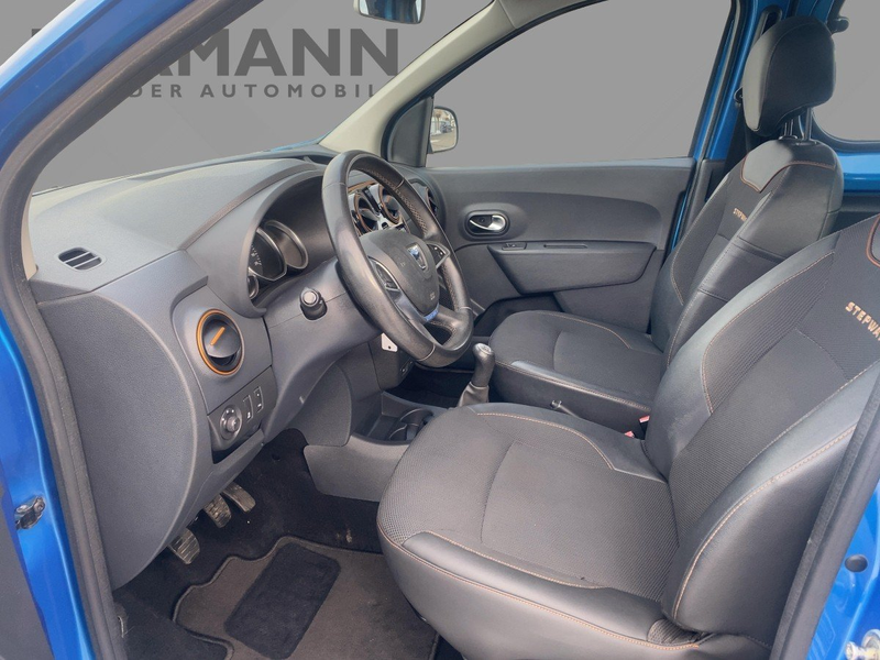 Dacia Dokker 1.2 TCe 115 Stepway Celebration *NAVI*PDC — photo 9