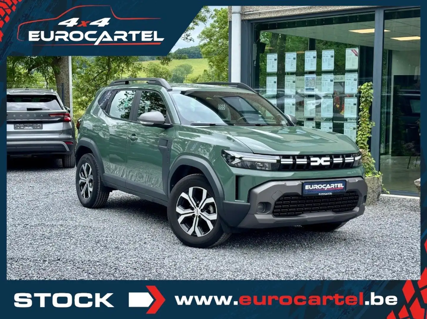 Dacia Duster 1.2 TCe 131 CV | ATTACHE | CAMERA | 22.990€ TTC Groen - 1