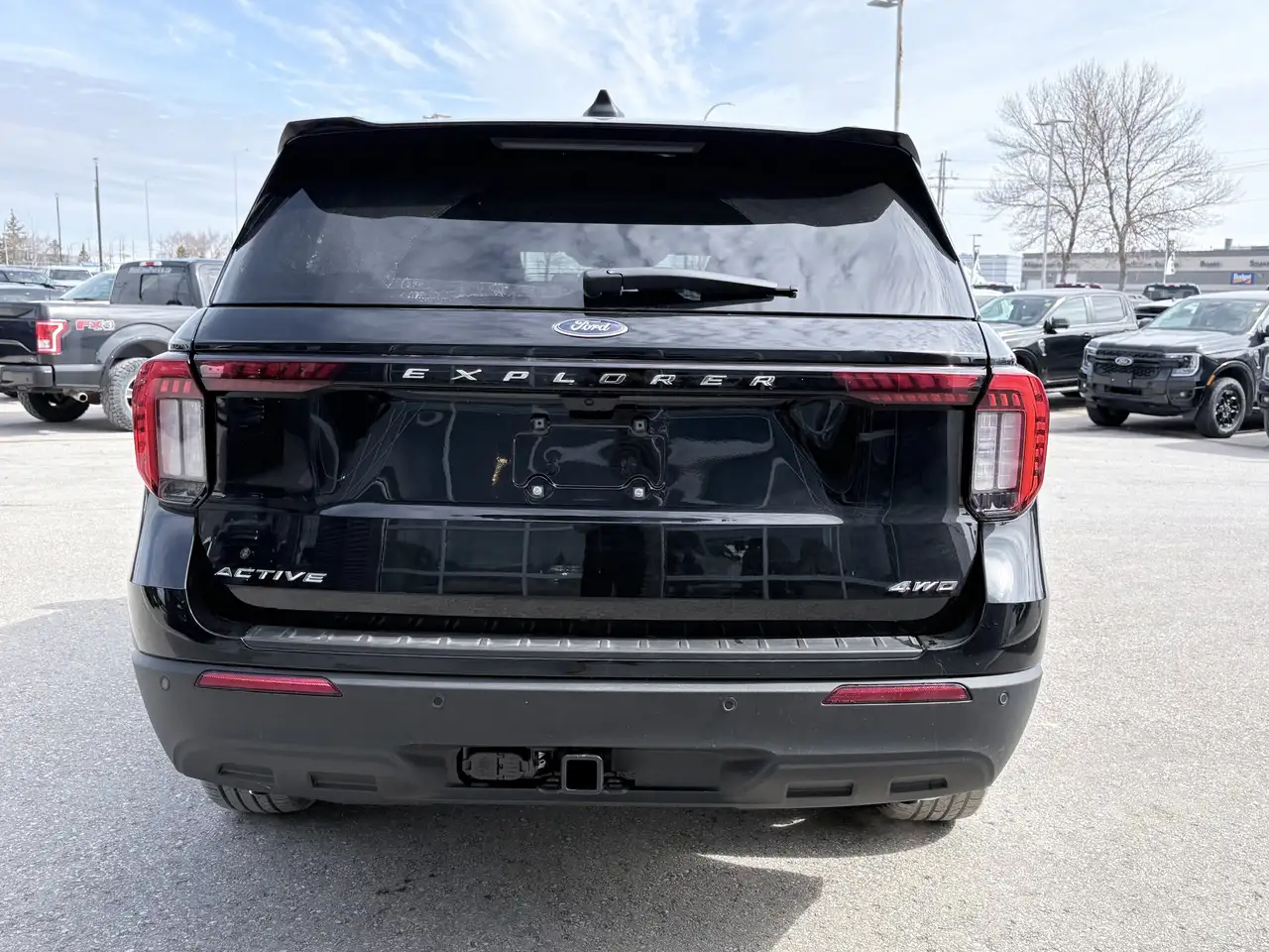 Ford Explorer снимка Ford Explorer