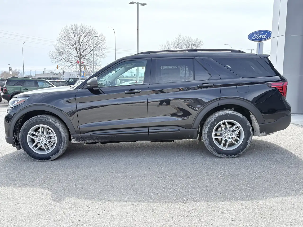 Ford Explorer снимка Ford Explorer