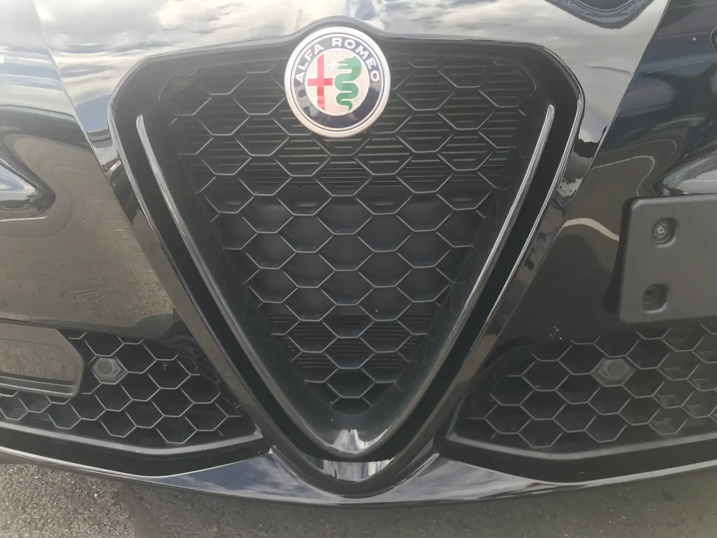 Alfa Romeo Giulia Super 2,2 190 ATX RWD - 1