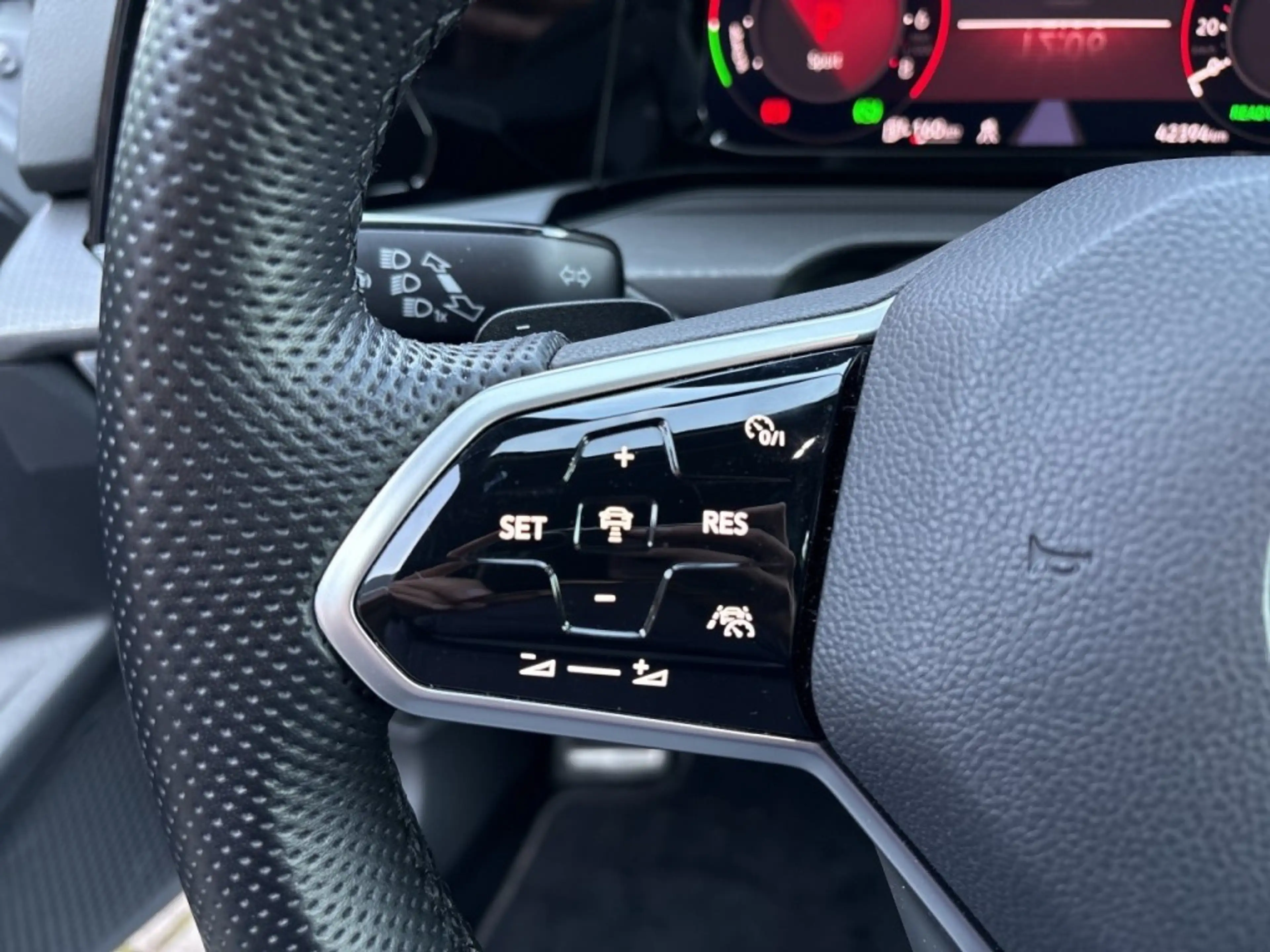 Volkswagen Golf GTE 1.4 TSI GTE e-HYBRID LEDER-VENTILATIE/CAMERA/TREKH — photo 18