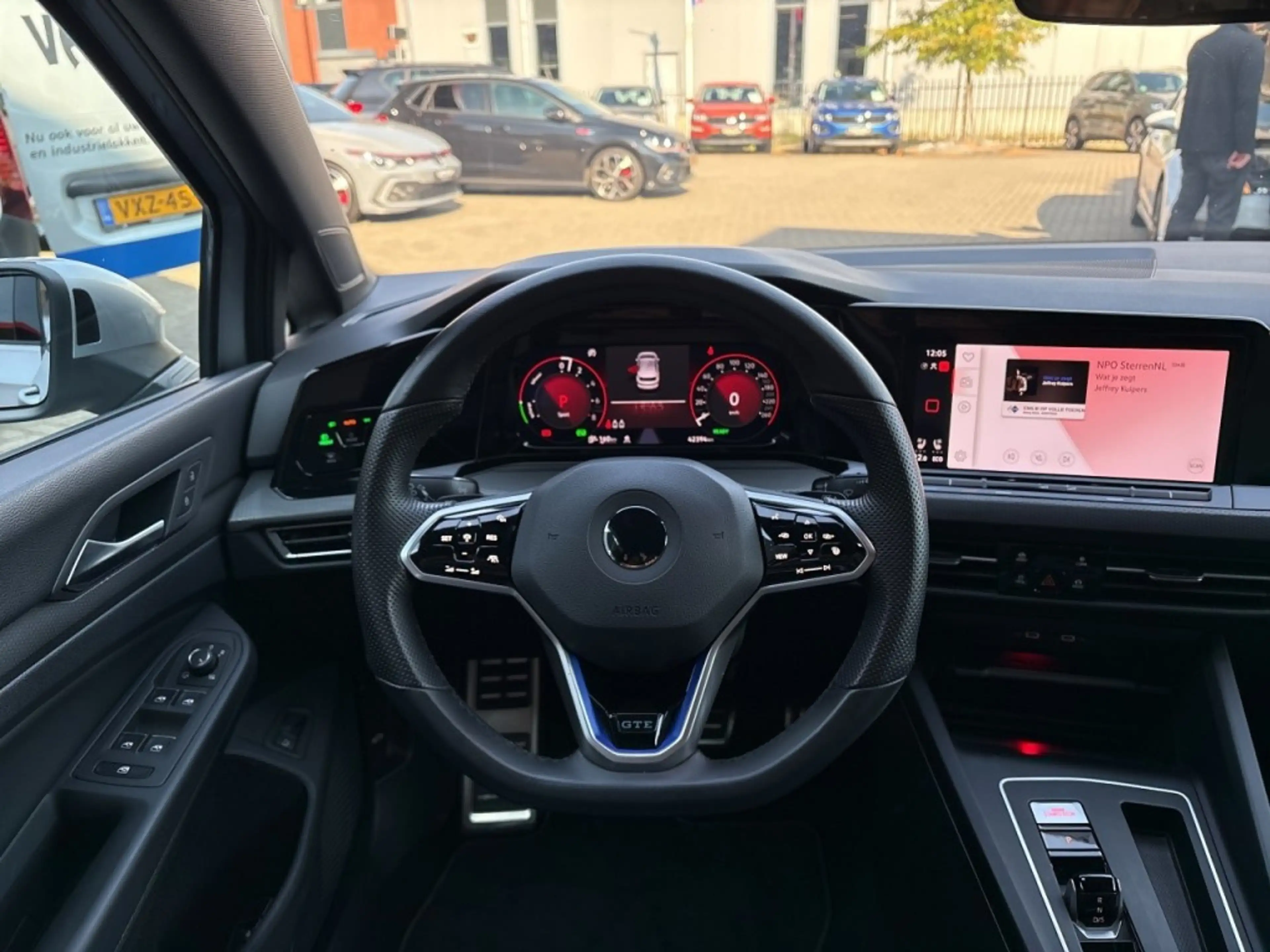 Volkswagen Golf GTE 1.4 TSI GTE e-HYBRID LEDER-VENTILATIE/CAMERA/TREKH — photo 13