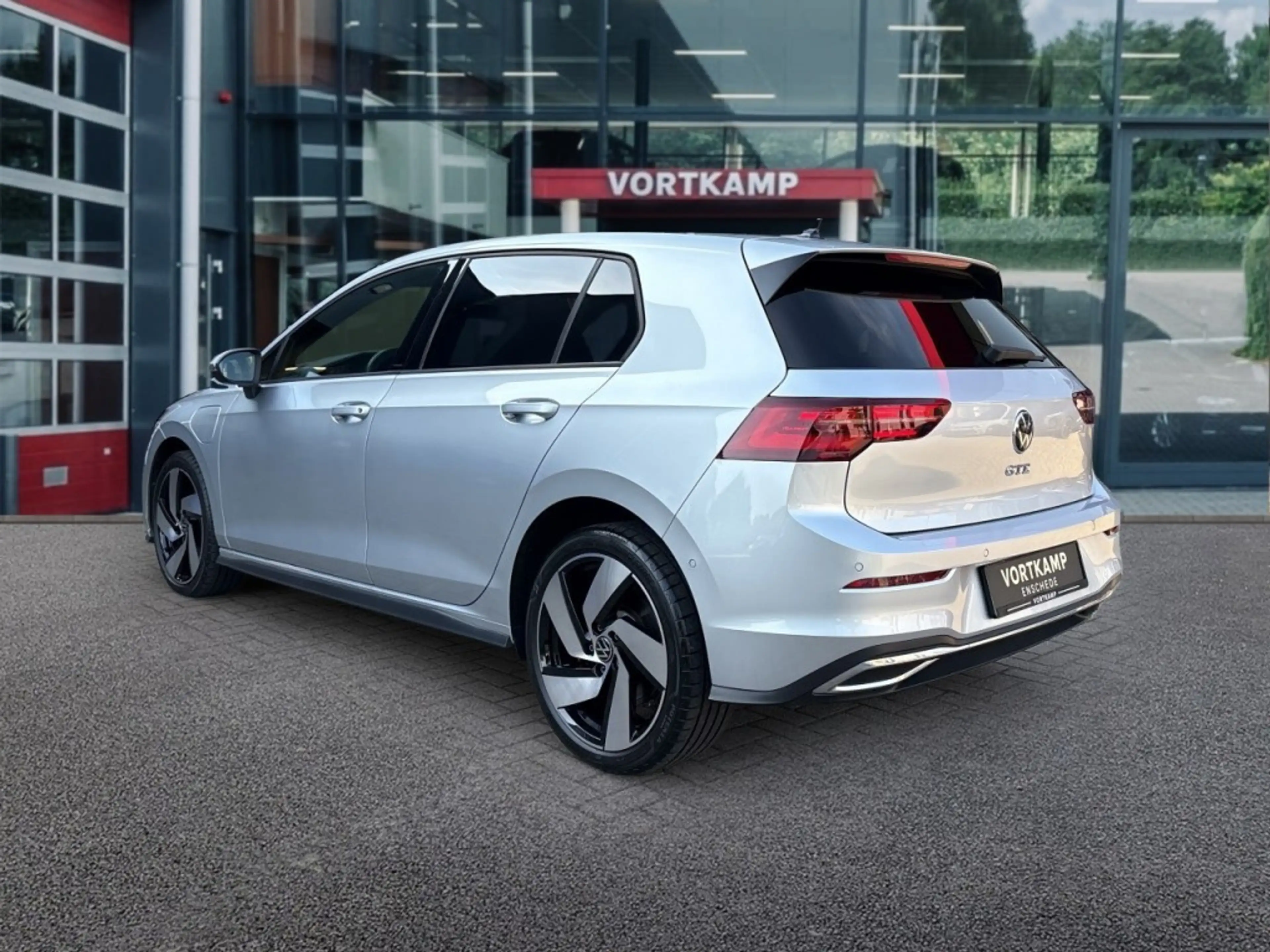 Volkswagen Golf GTE 1.4 TSI GTE e-HYBRID LEDER-VENTILATIE/CAMERA/TREKH — photo 7