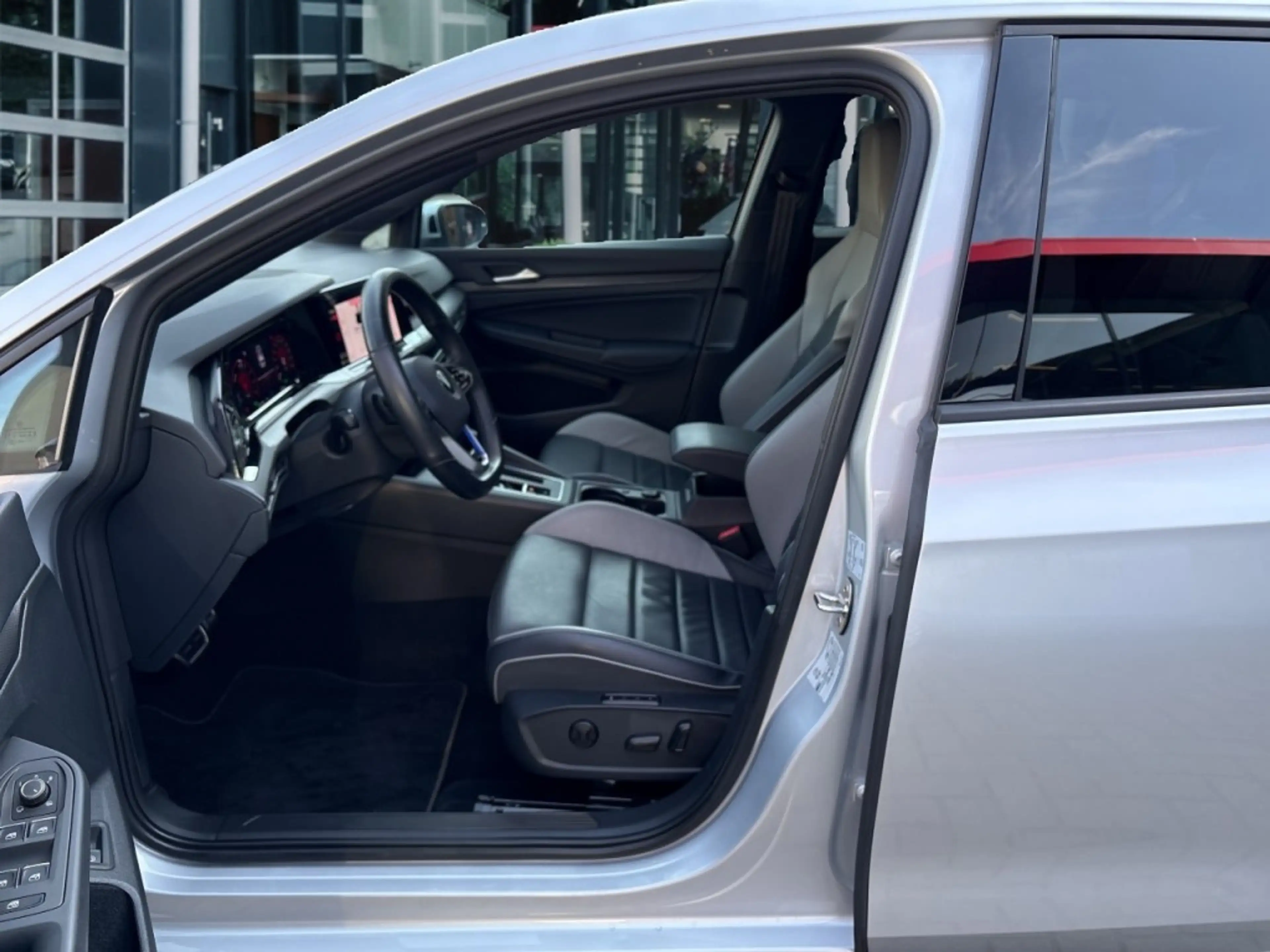 Volkswagen Golf GTE 1.4 TSI GTE e-HYBRID LEDER-VENTILATIE/CAMERA/TREKH — photo 11