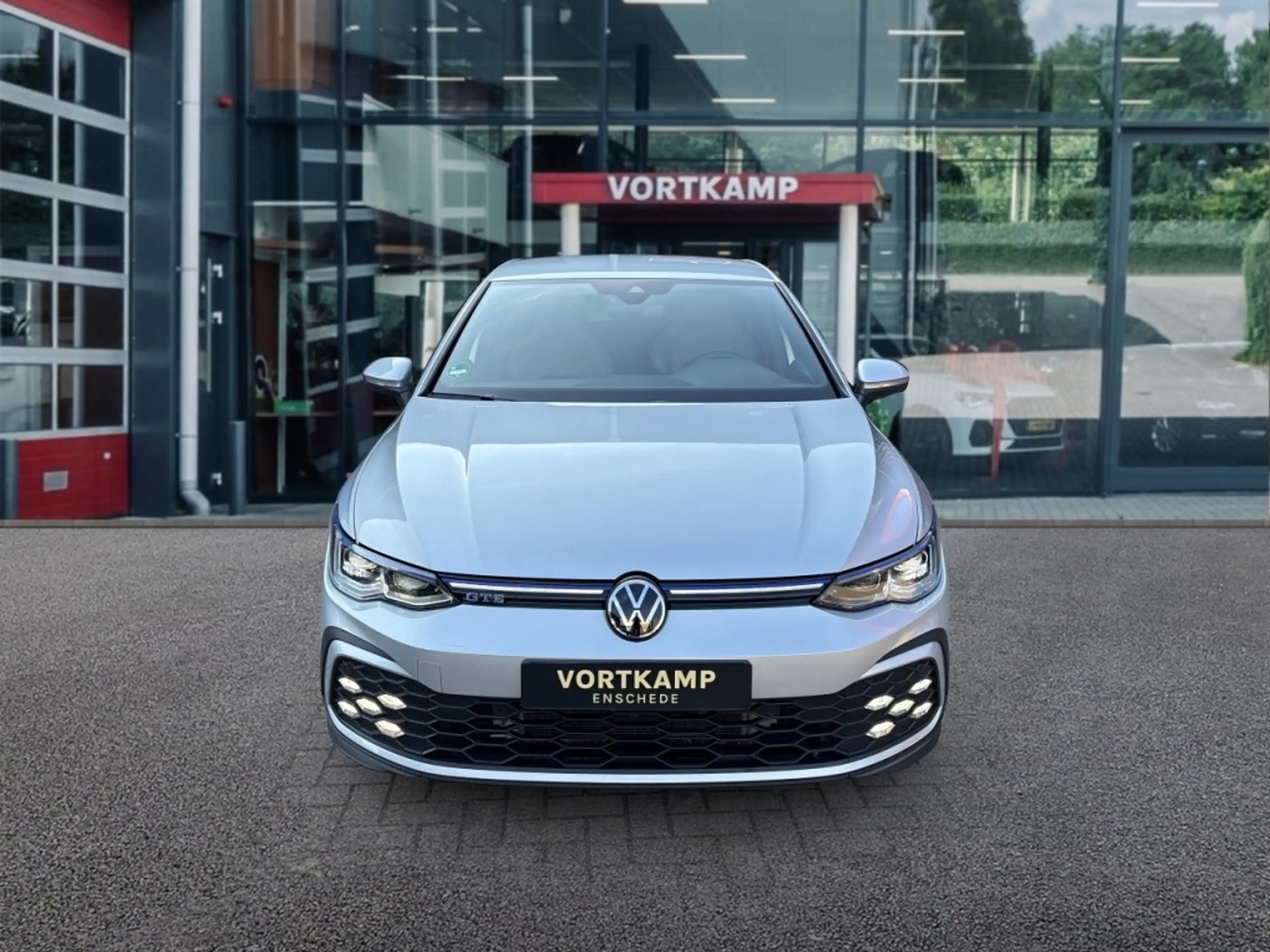 Volkswagen Golf GTE 1.4 TSI GTE e-HYBRID LEDER-VENTILATIE/CAMERA/TREKH — photo 2