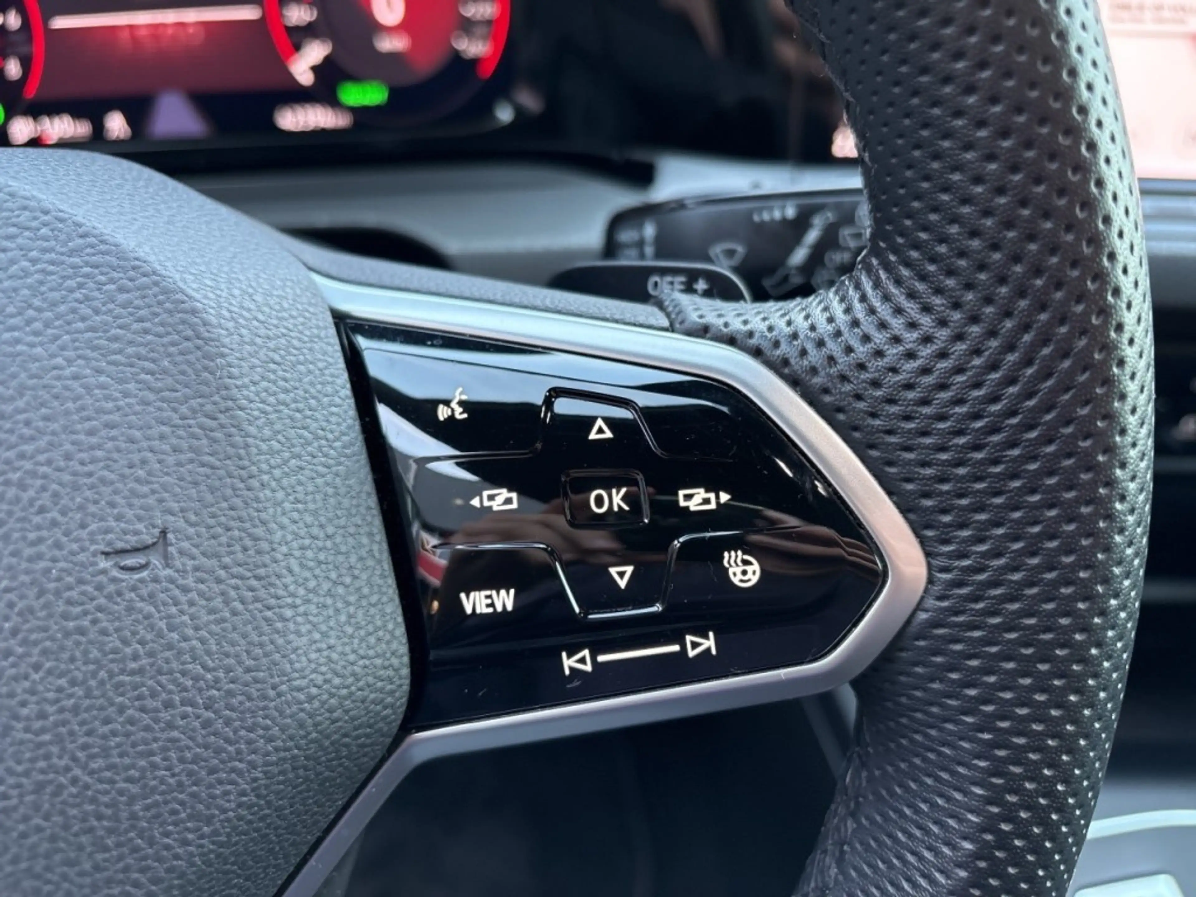 Volkswagen Golf GTE 1.4 TSI GTE e-HYBRID LEDER-VENTILATIE/CAMERA/TREKH — photo 19