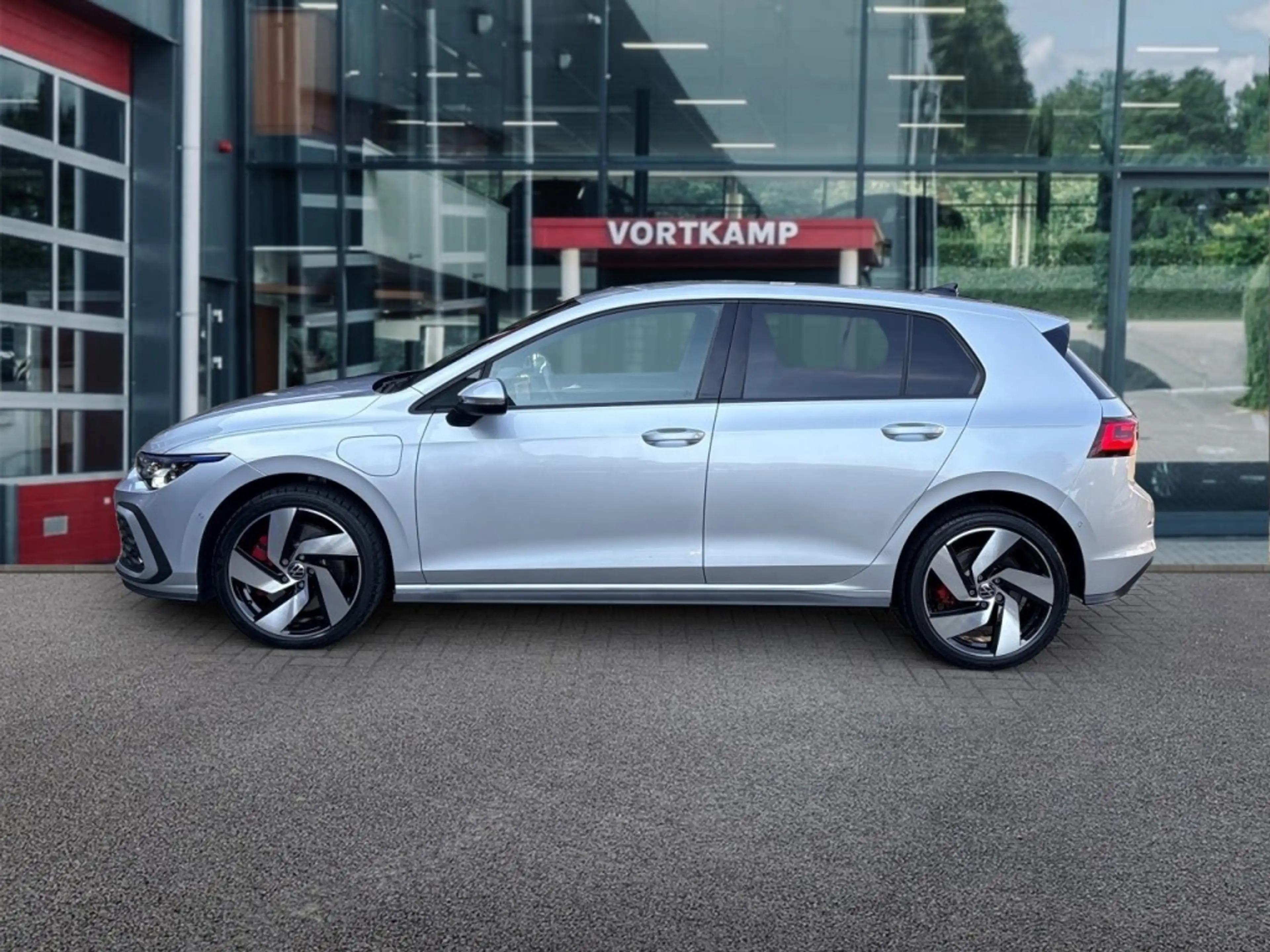 Volkswagen Golf GTE 1.4 TSI GTE e-HYBRID LEDER-VENTILATIE/CAMERA/TREKH — photo 8