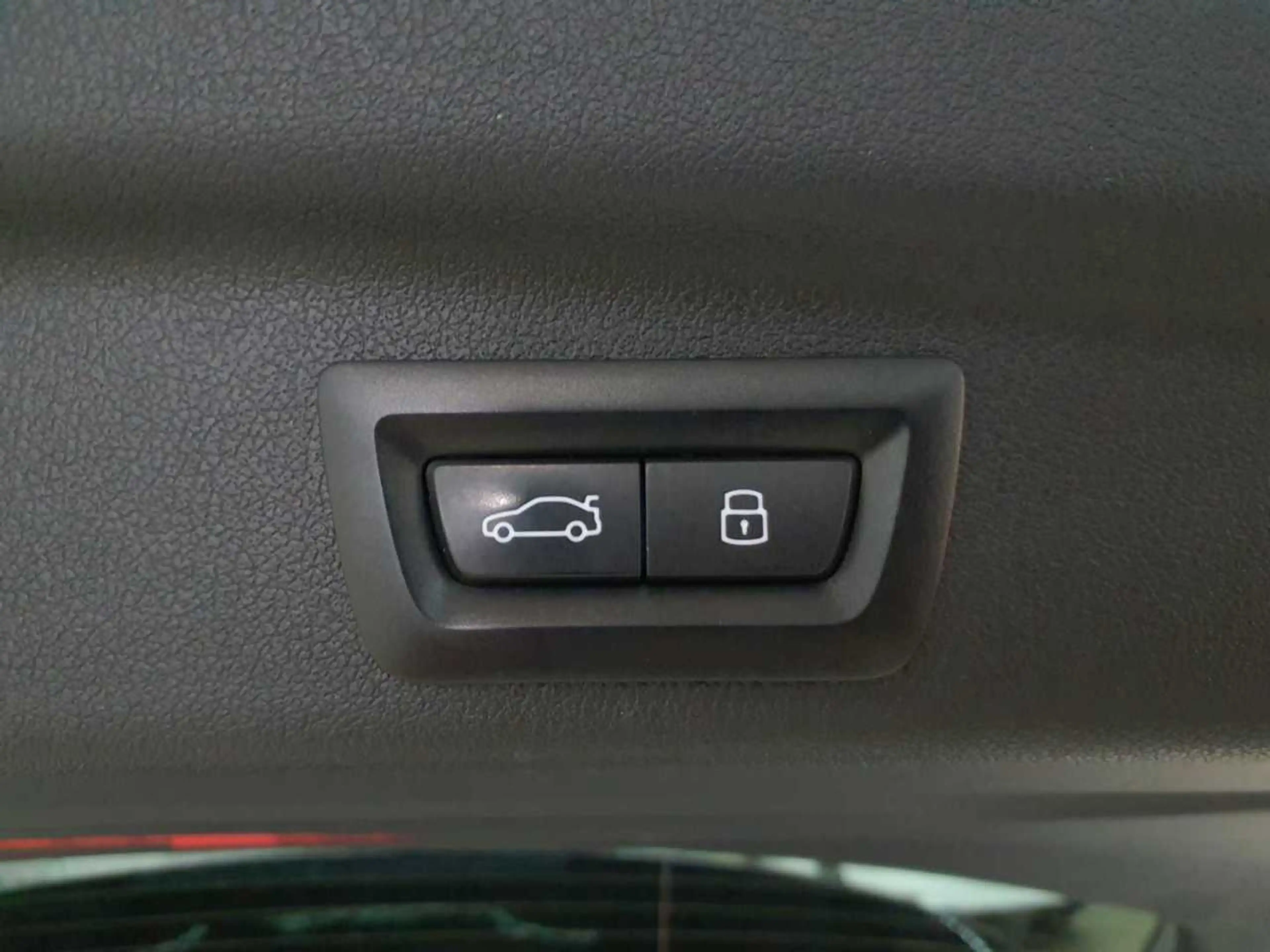 BMW 218 218d Active Tourer Aut. Navi Pano SHZ — photo 16